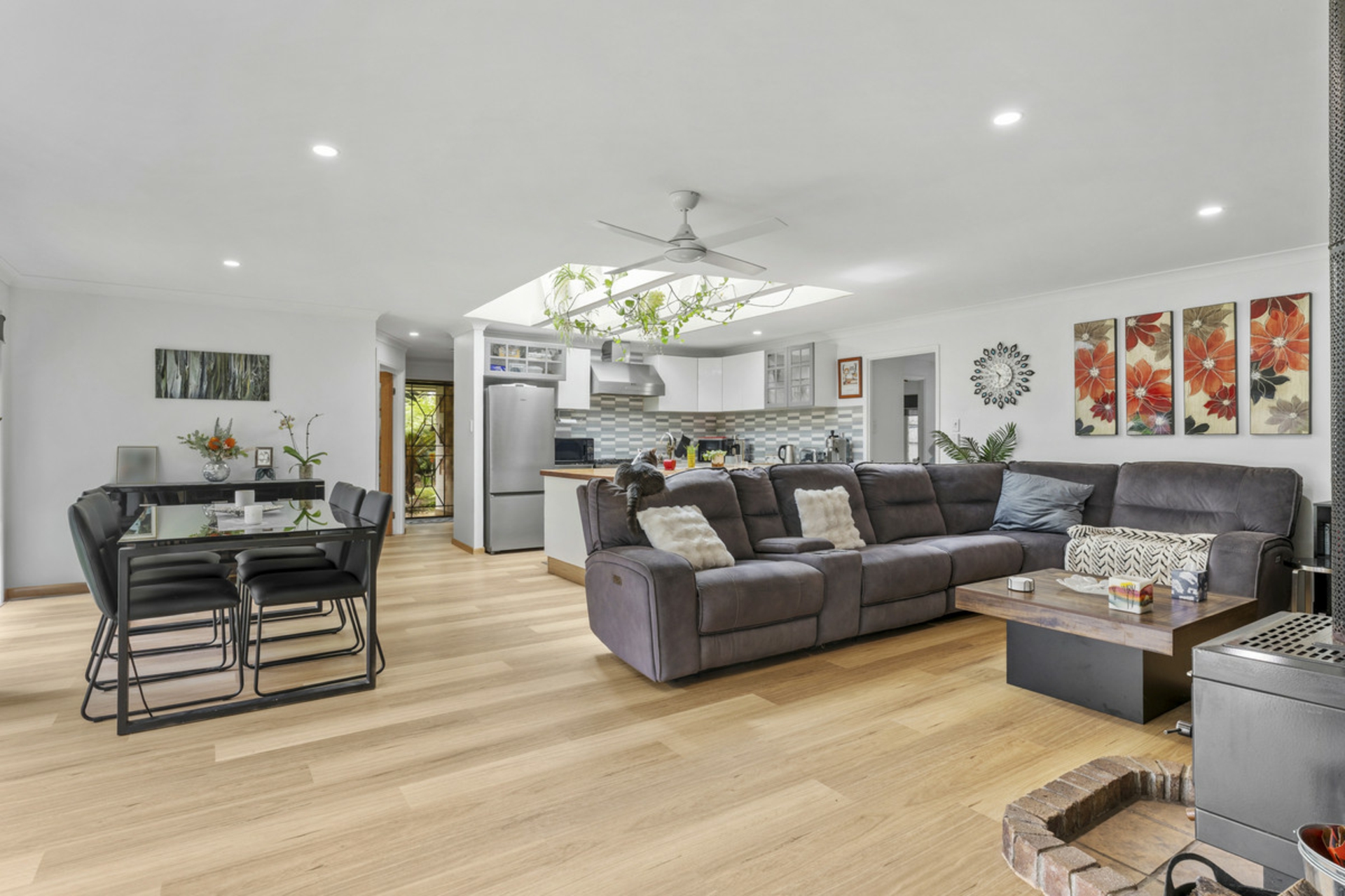 6 Mimosa Road — photo 3 of 30