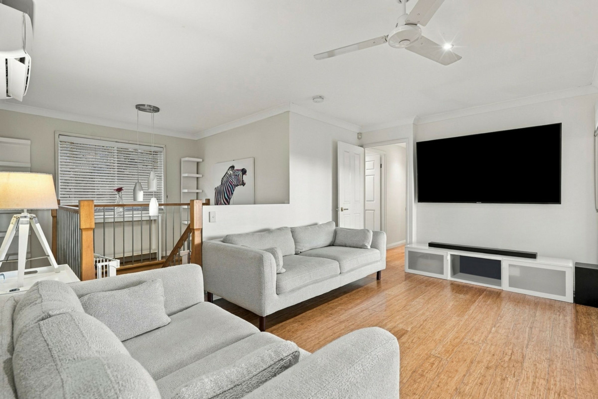 149 Universal Street — photo 7 of 10