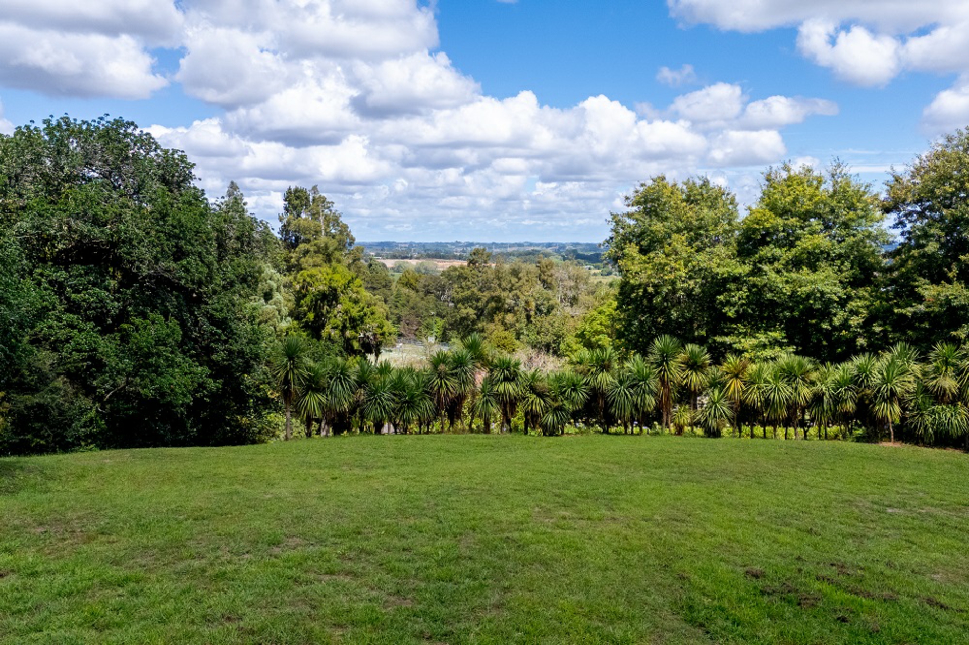 304 Appleby Road, DRURY