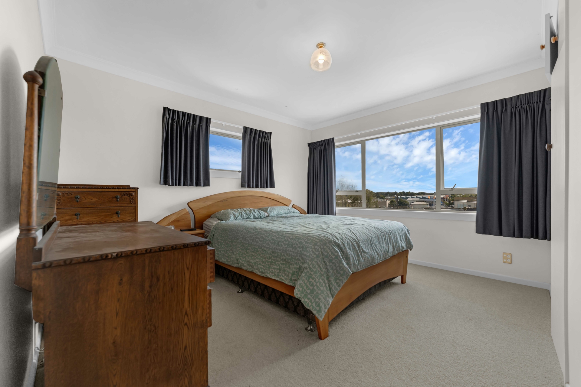 8 Station Road, PUKEKOHE