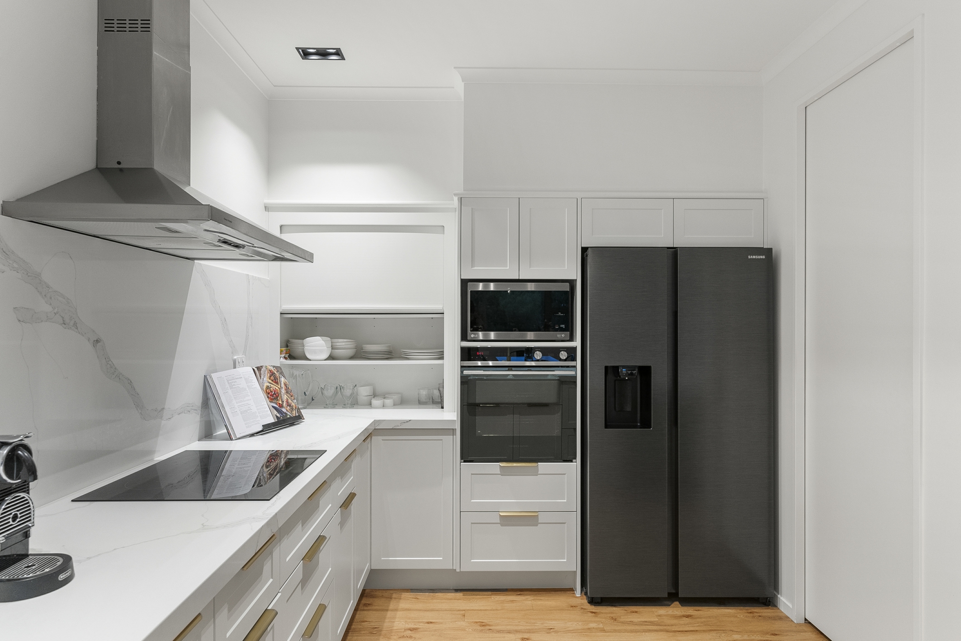 300 Glenbrook Beach Road, GLENBROOK