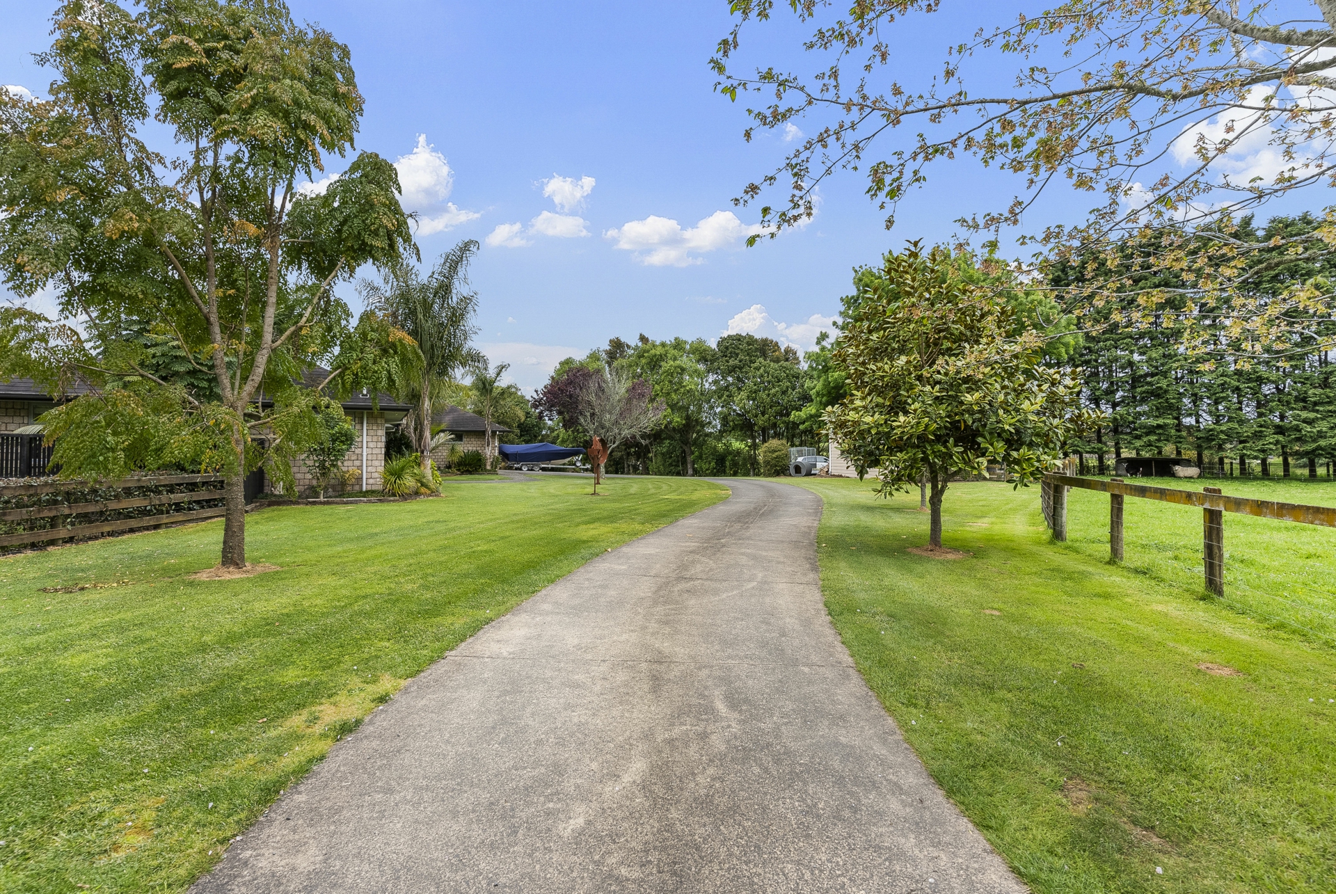 300 Glenbrook Beach Road, GLENBROOK