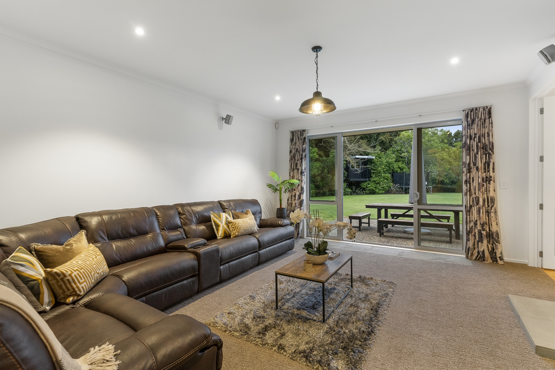 300 Glenbrook Beach Road, GLENBROOK