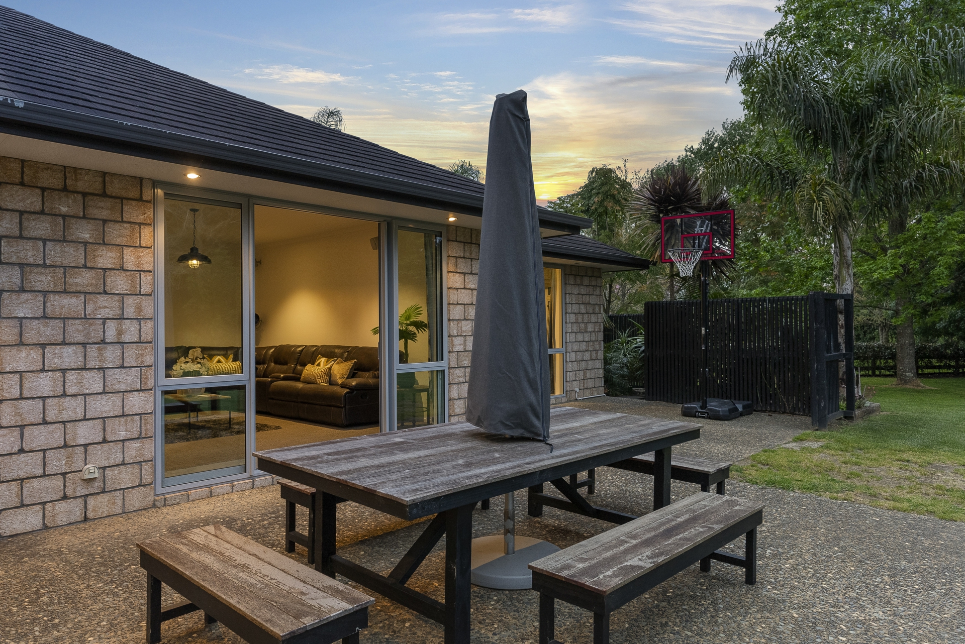 300 Glenbrook Beach Road, GLENBROOK