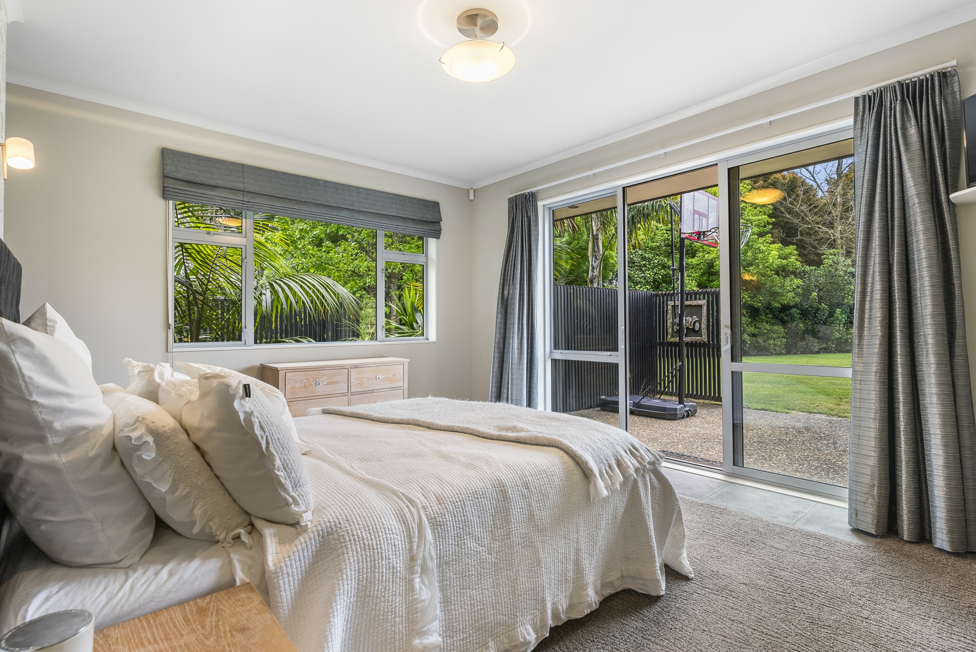 300 Glenbrook Beach Road, GLENBROOK