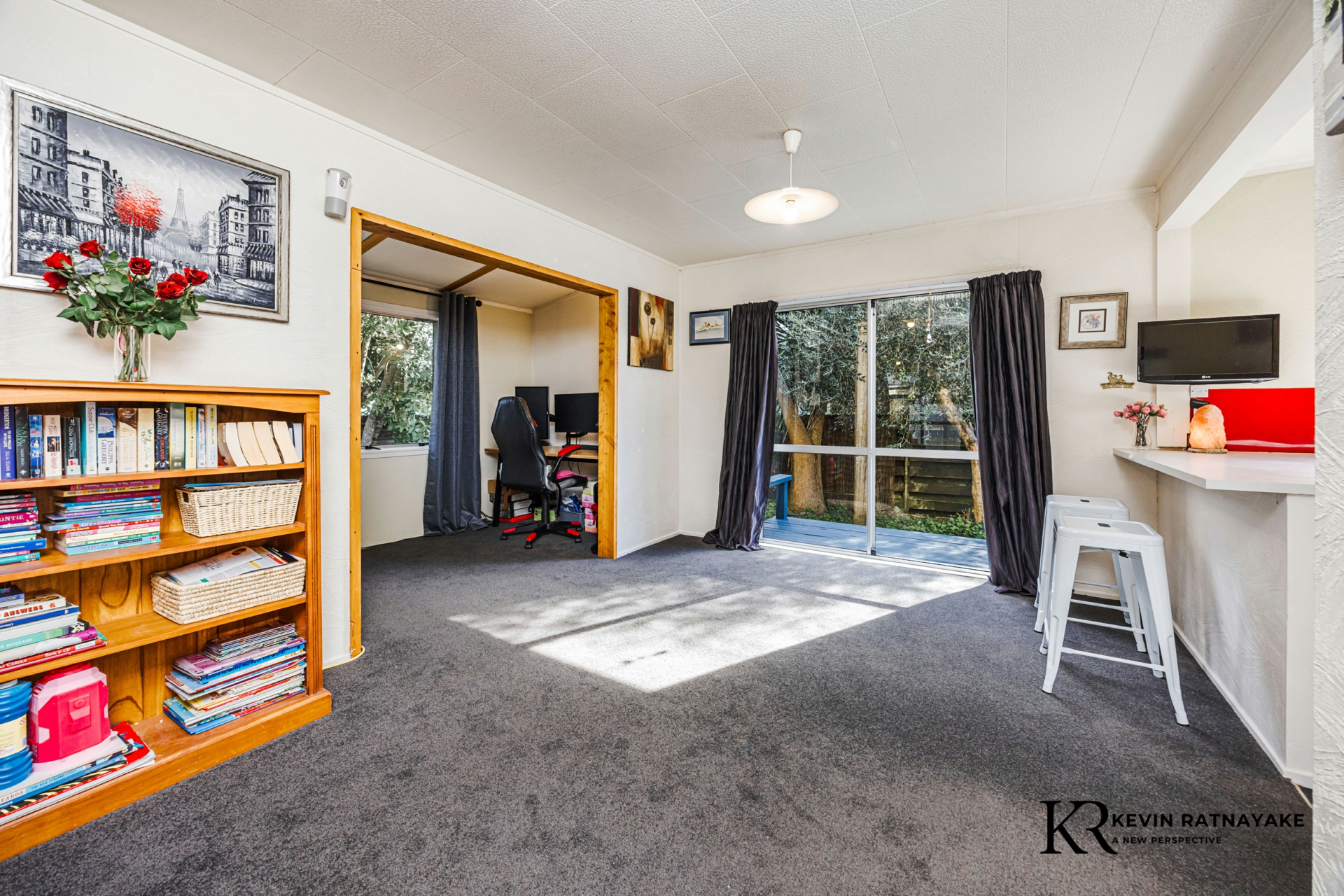 2/100 Beach Road, PAHUREHURE