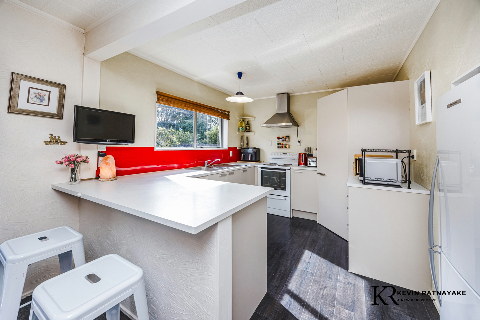 2/100 Beach Road, PAHUREHURE