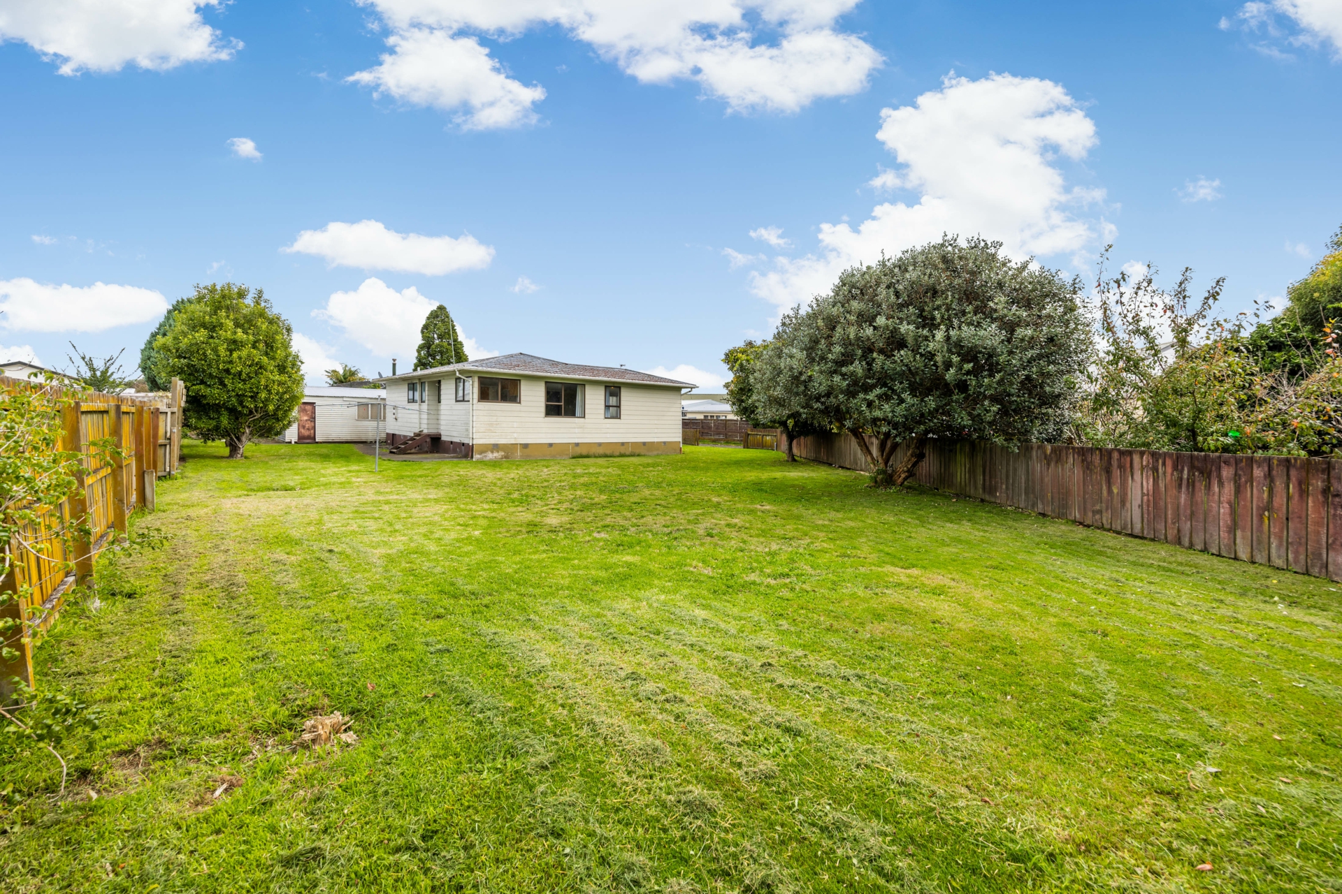 12 Le Havre Place, TAKANINI