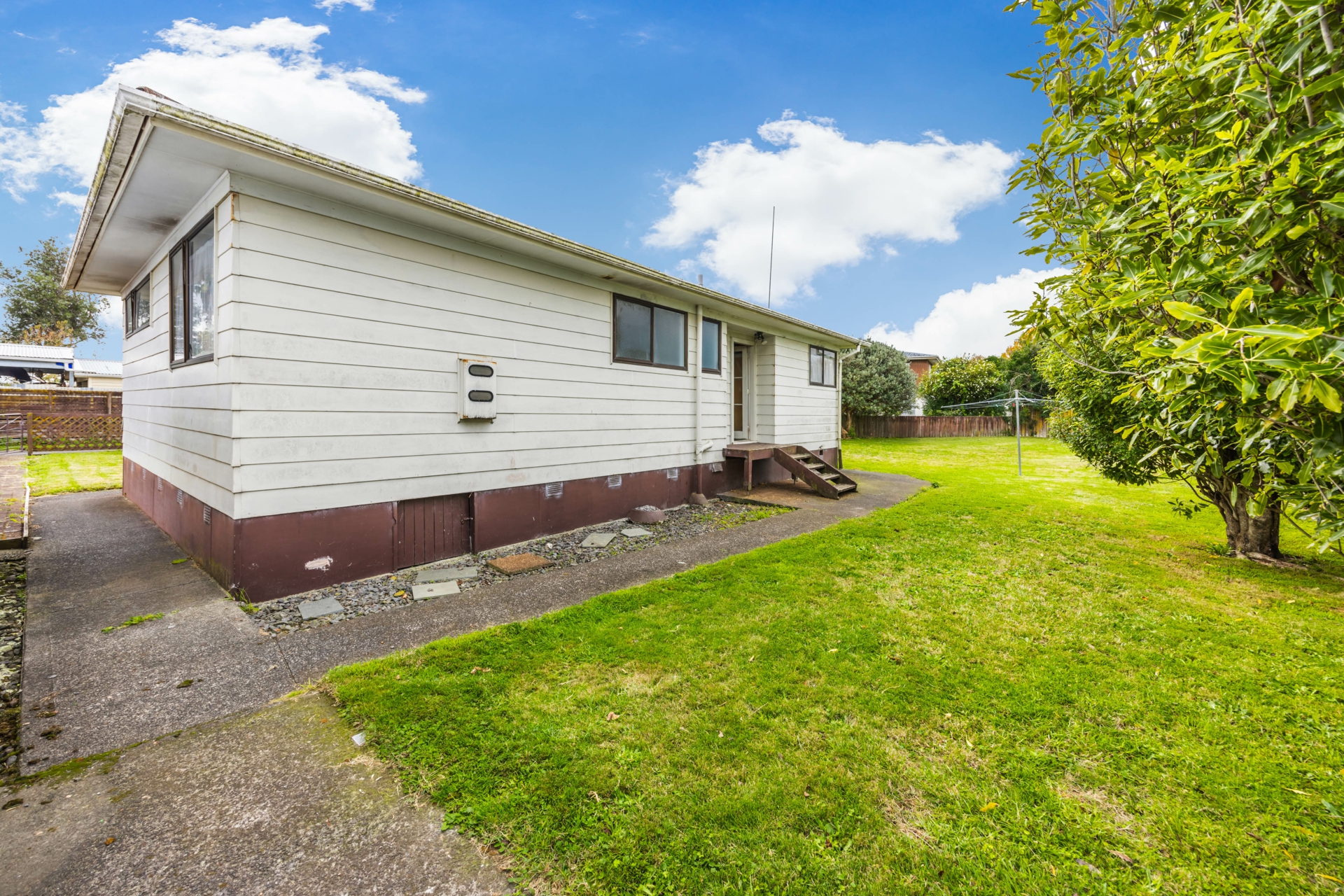 12 Le Havre Place, TAKANINI