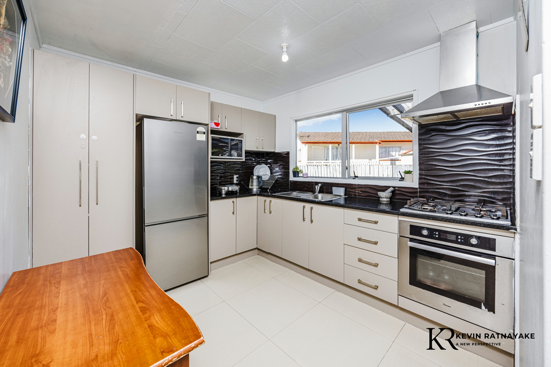 2/62 Redcrest Avenue, RED HILL