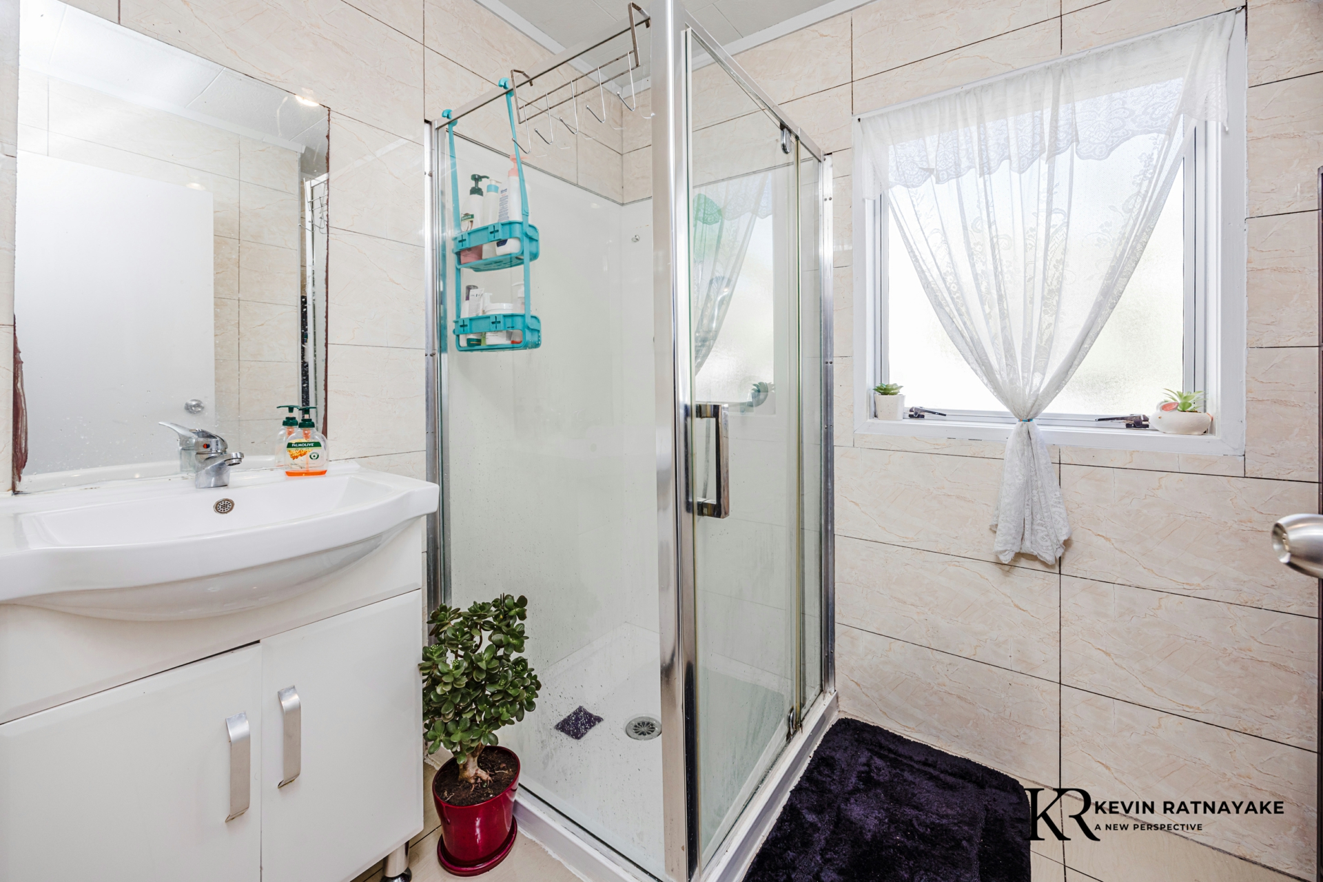 2/62 Redcrest Avenue, RED HILL