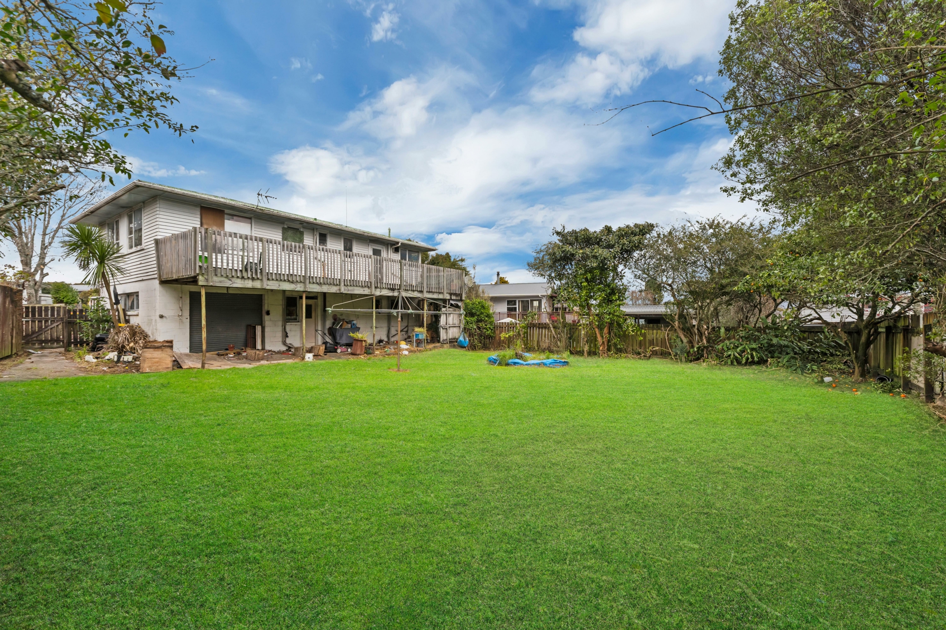12 Ozich Avenue, TE ATATU SOUTH
