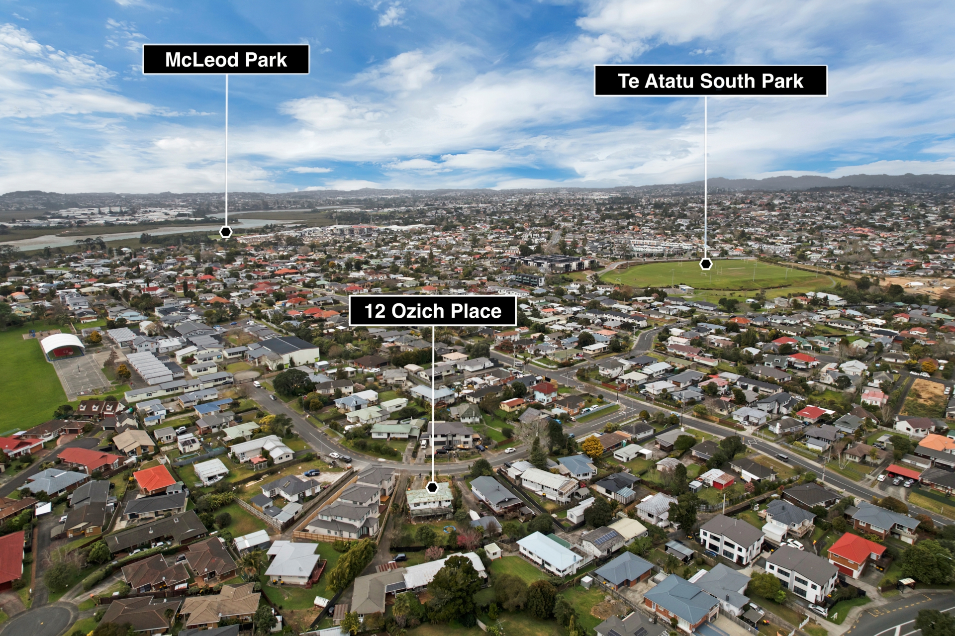 12 Ozich Avenue, TE ATATU SOUTH