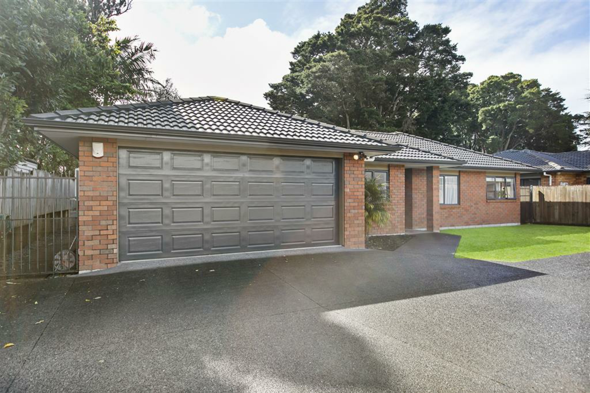 A/17 *Callis Avenue, PAPAKURA