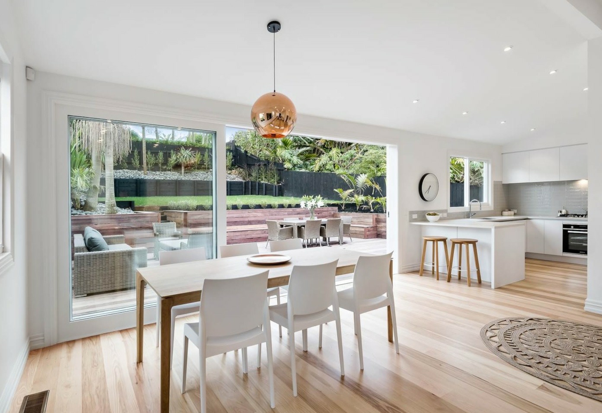Grey Lynn, 1021