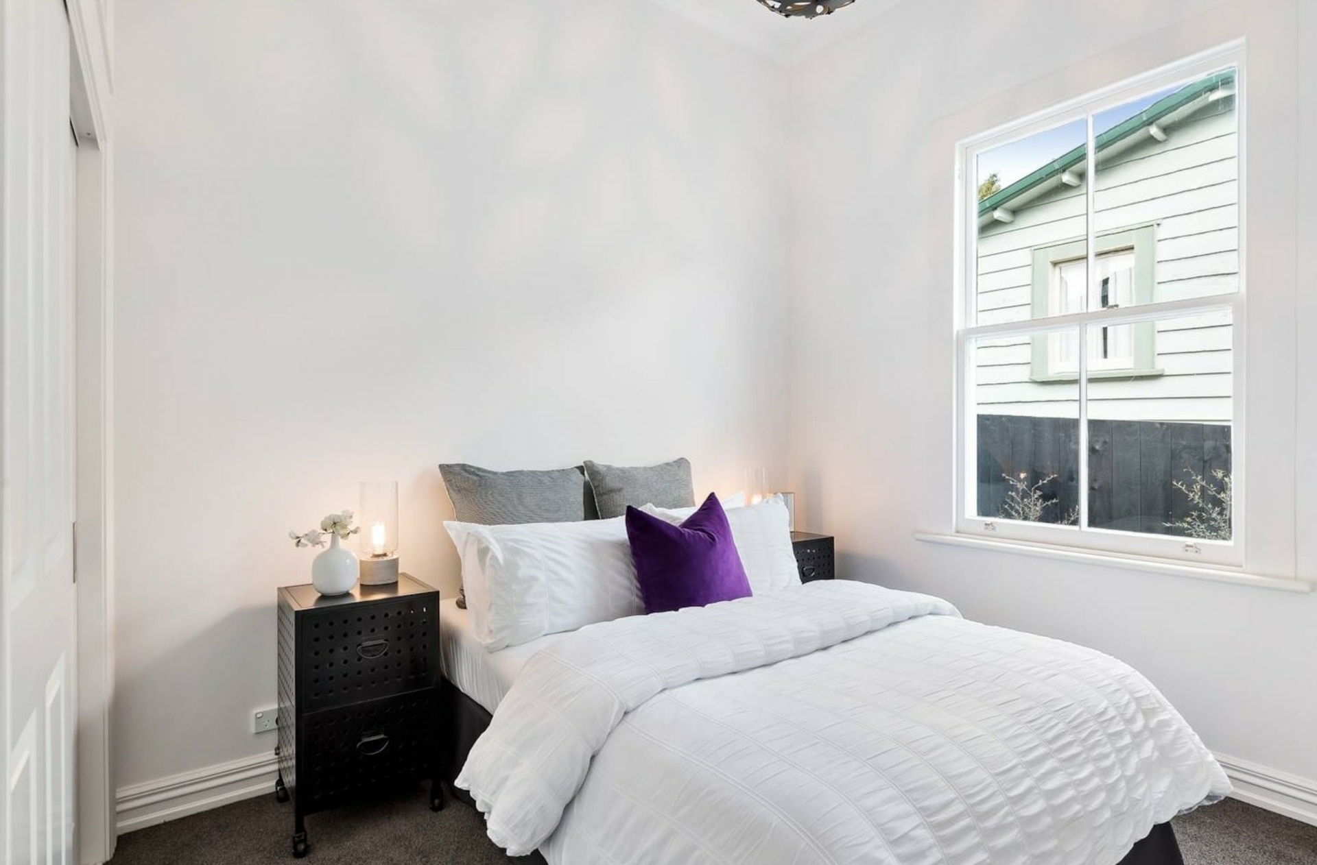 Grey Lynn, 1021