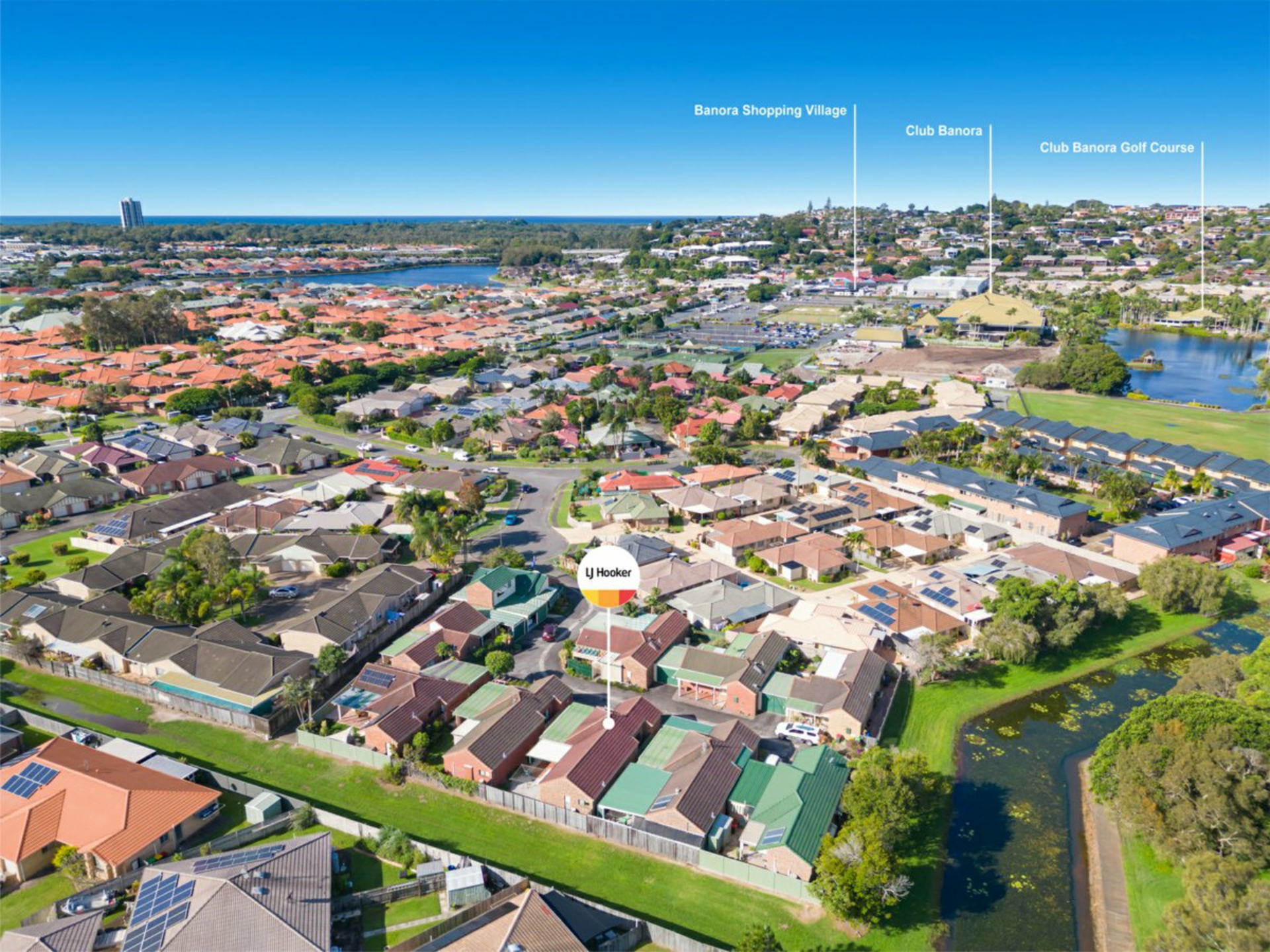 8/2 Macleay Court, Banora Point
