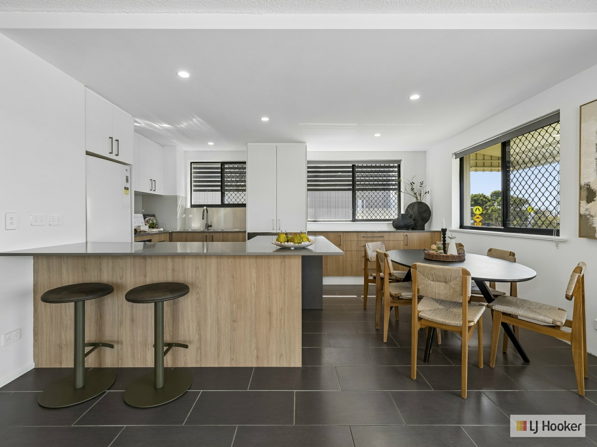 1/138 Marine Parade — photo 5 of 22