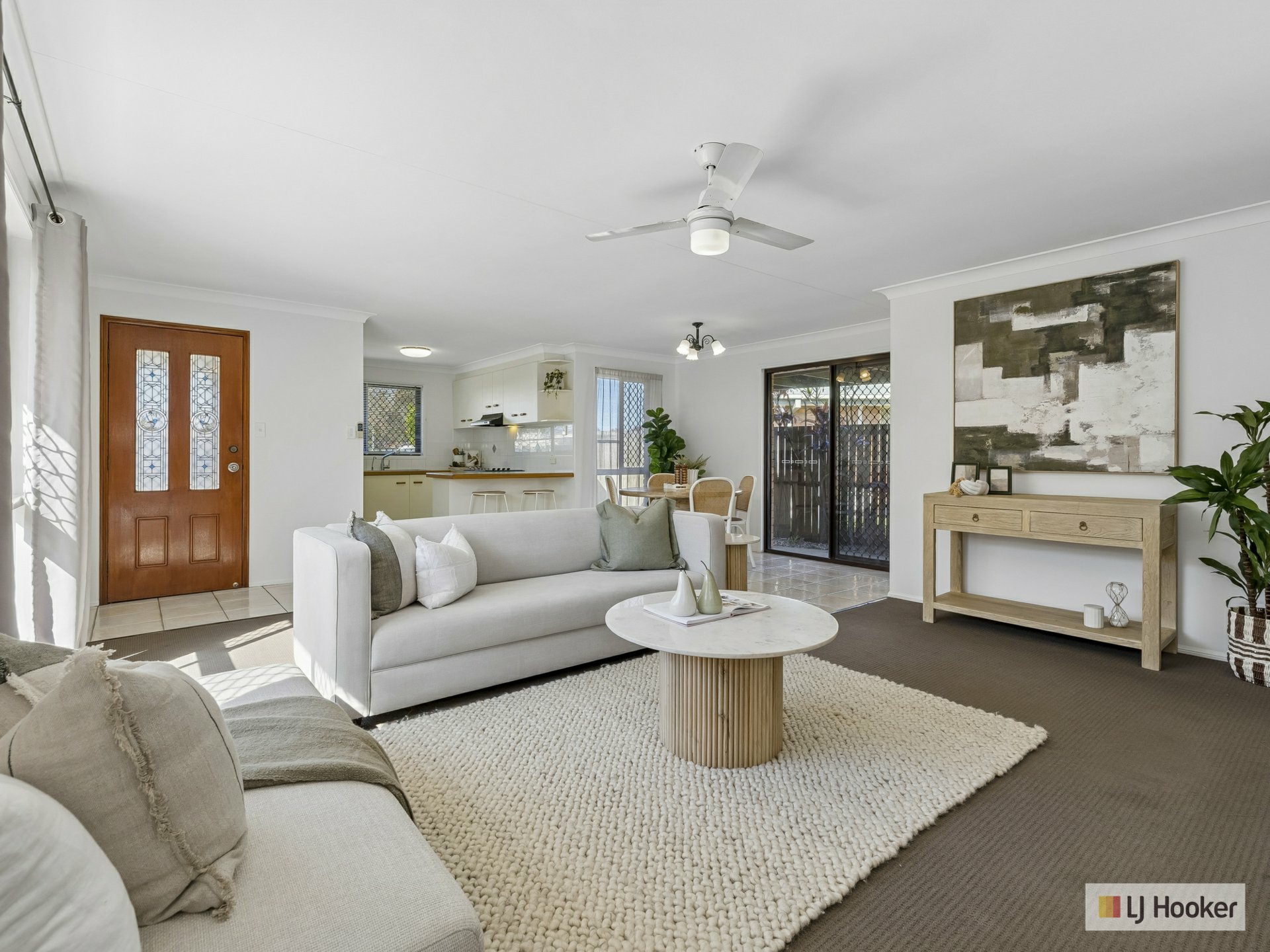 1/17 Shoal Place — photo 3 of 16