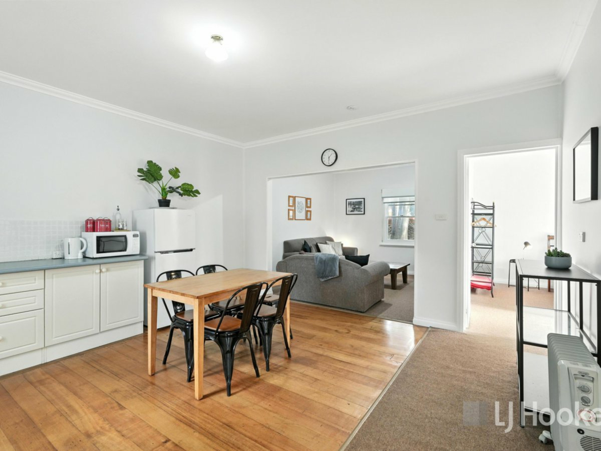 Unit 10/13 Junee Road — photo 9 of 30