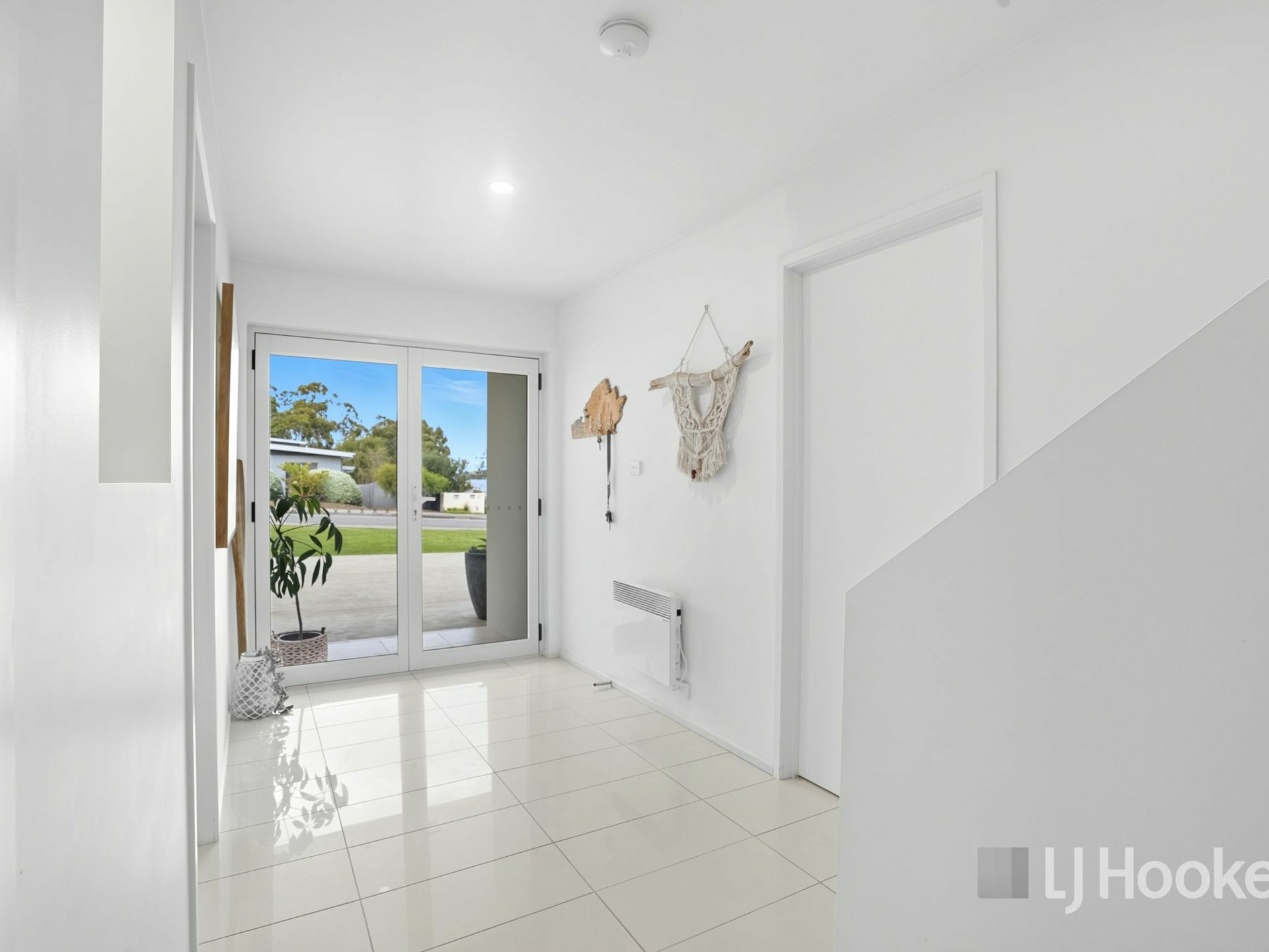 22 Staff Road Electrona TAS - Property Details - LJ Hooker