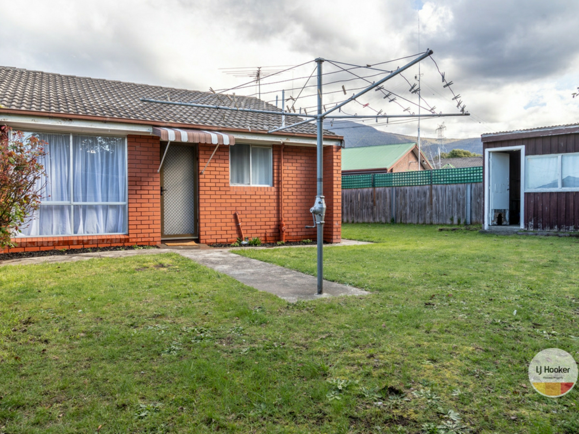1/8 Farnham Court Glenorchy TAS