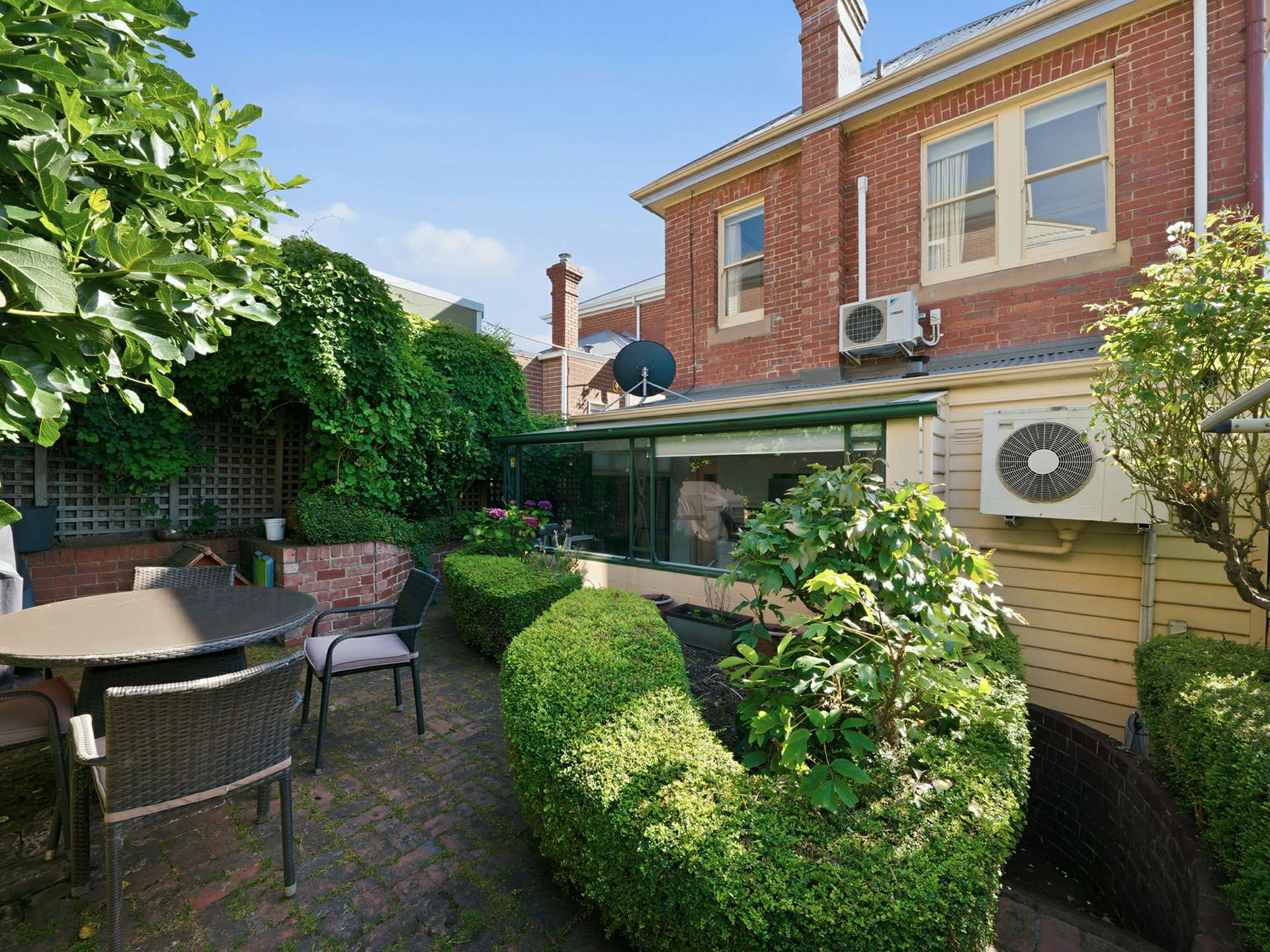 300 Murray Street — photo 18 of 21