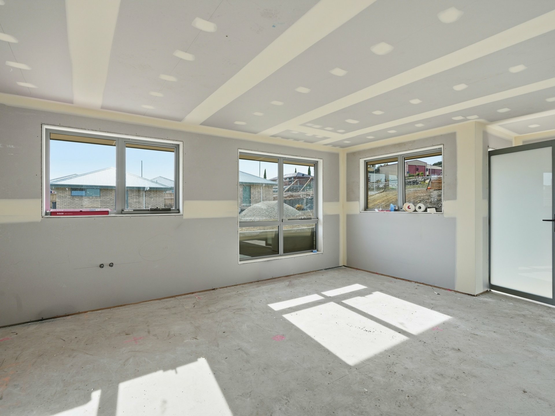 1-6/73 Mahoney Drive — photo 7 of 30