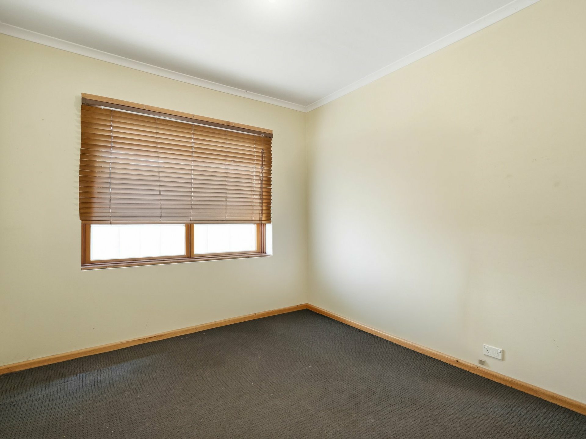 39 Junee Road — photo 10 of 30
