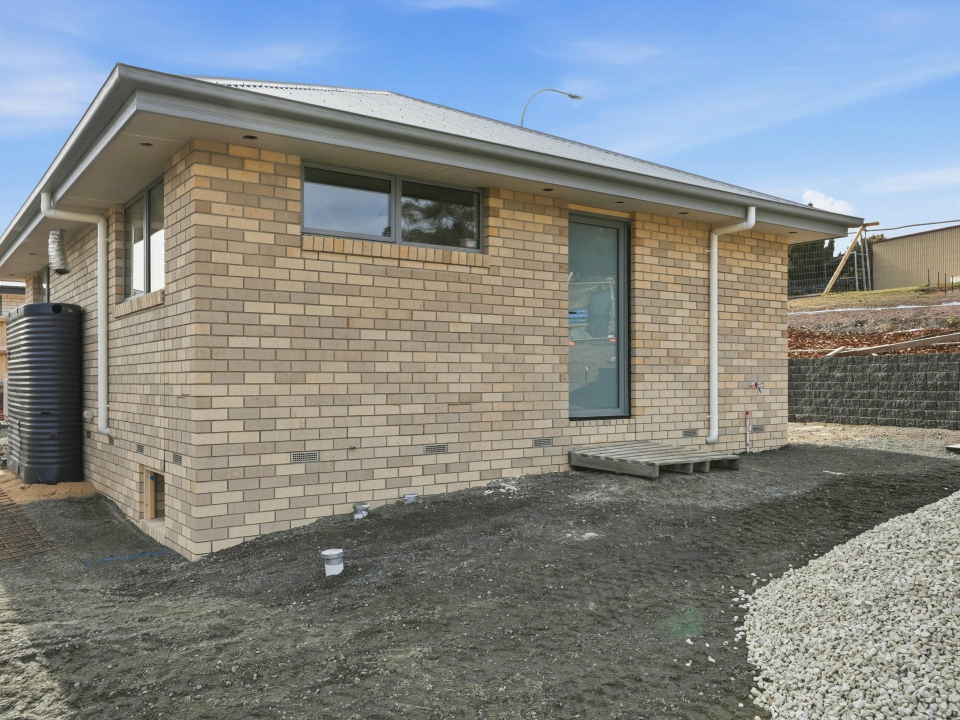 1-6/73 Mahoney Drive — photo 15 of 30