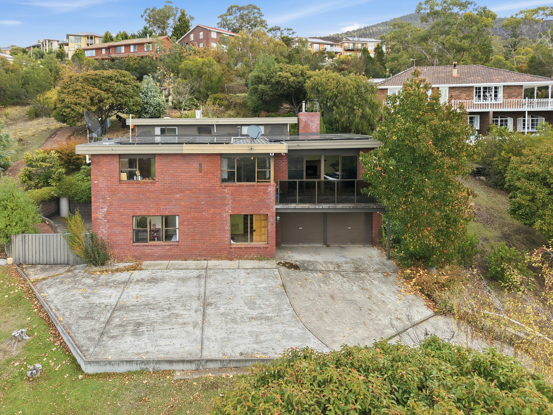 7 Sherwin Court — photo 2 of 28