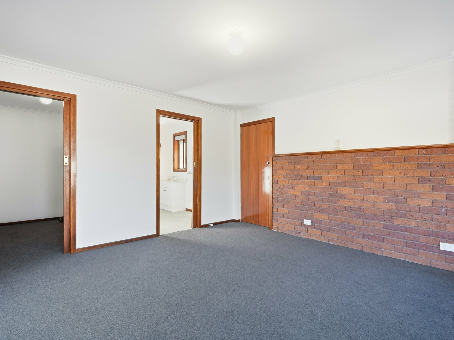 24 Snug Tiers Road — photo 6 of 24