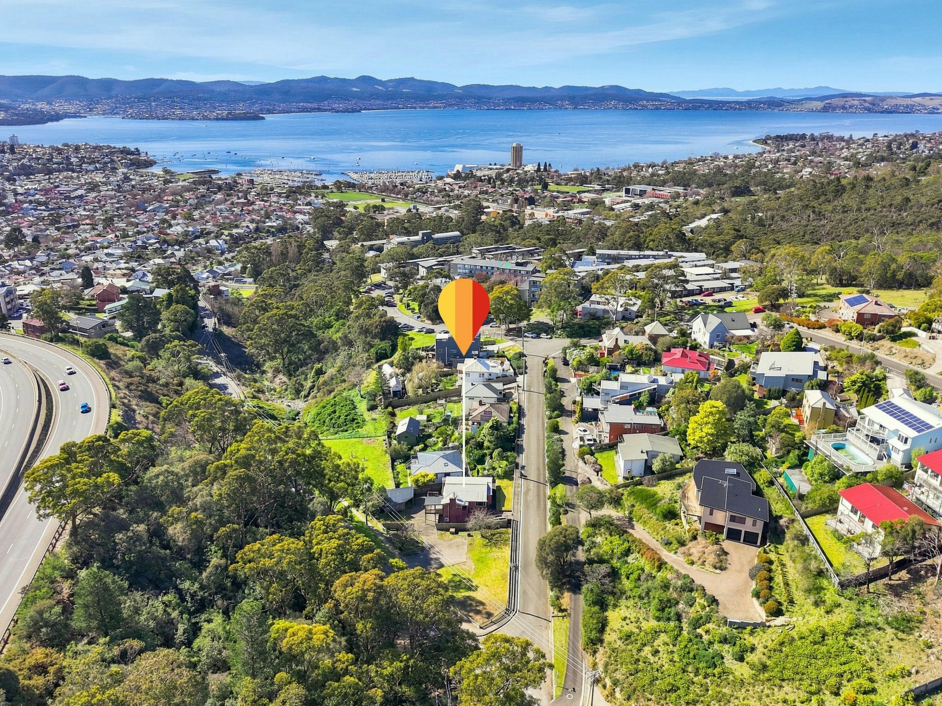 2-4 Baintree Avenue — photo from LJ Hooker Pinnacle Property