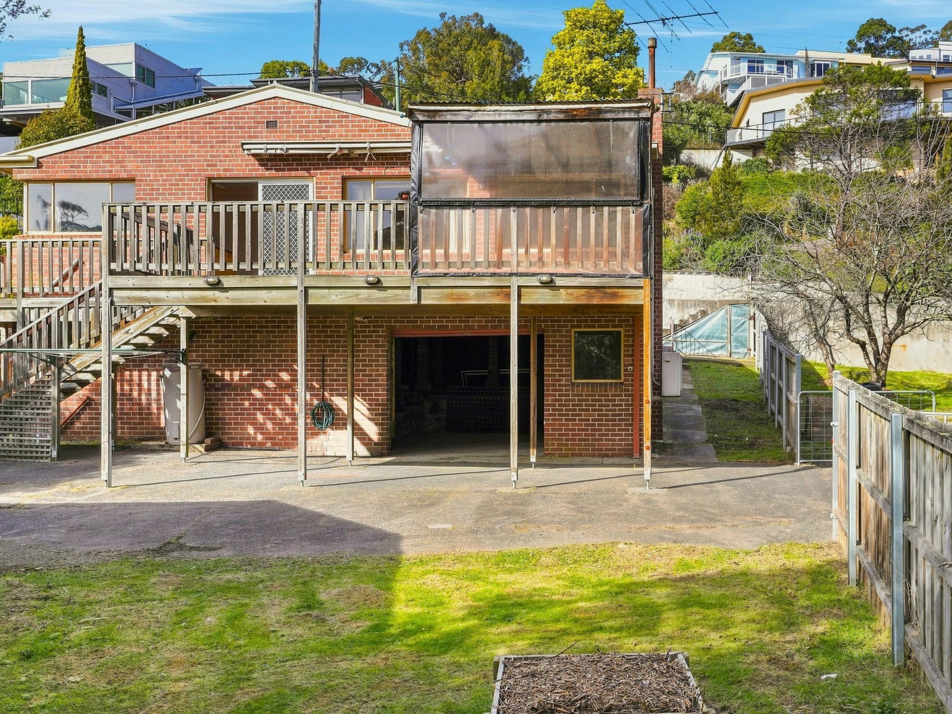 2-4 Baintree Avenue — photo 4 of 30