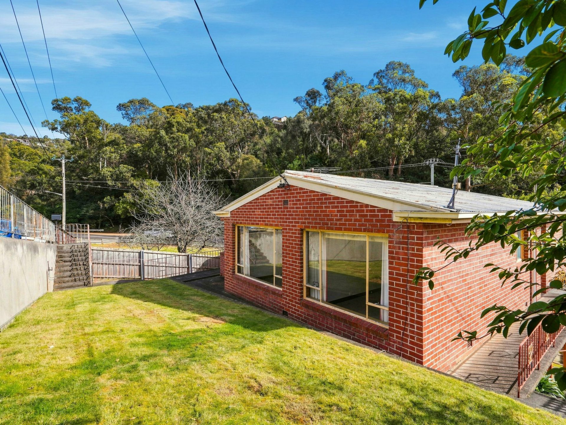 2-4 Baintree Avenue — photo 27 of 30