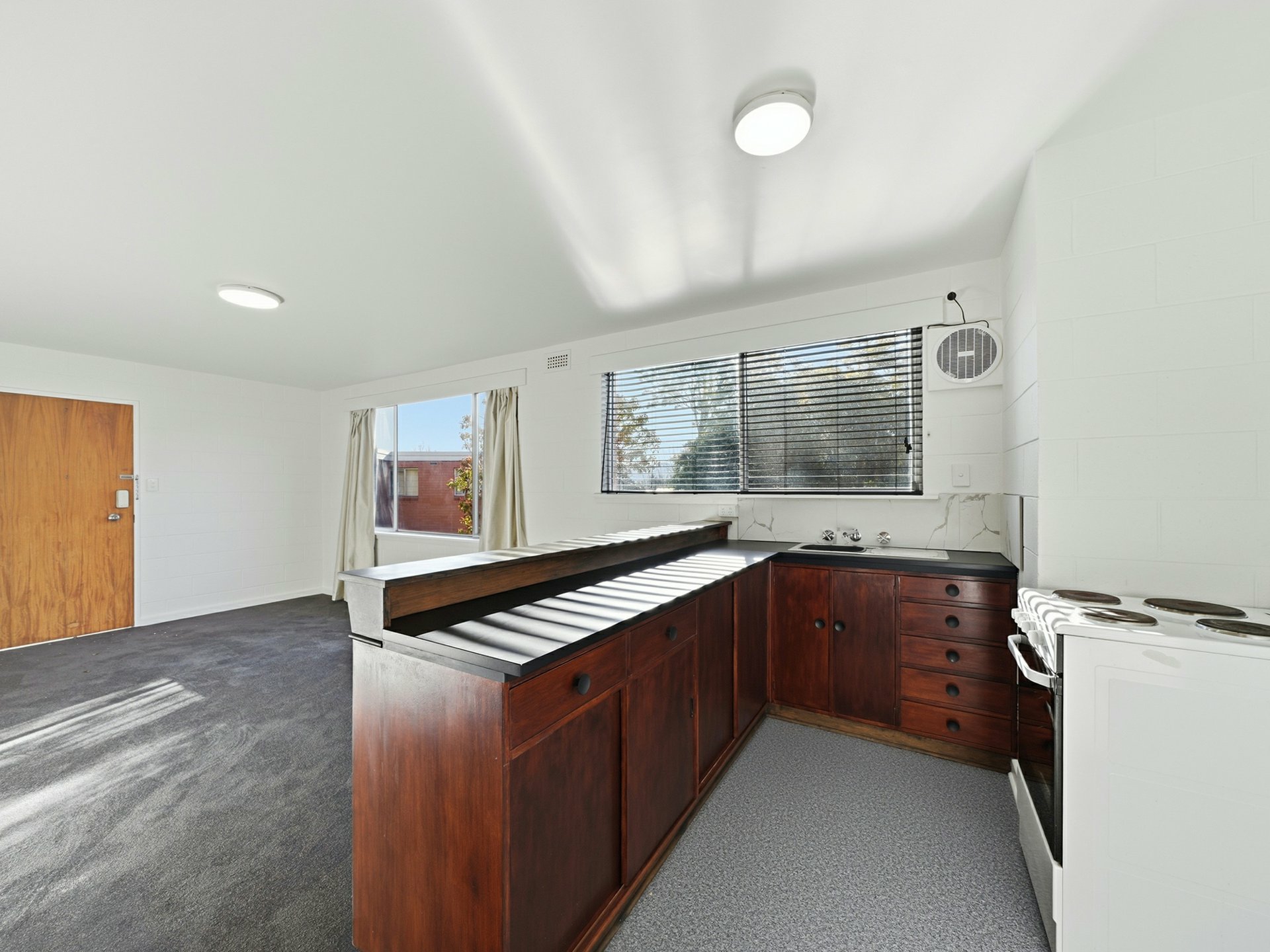 Unit 5/89 East Derwent Highway — photo 4 of 7