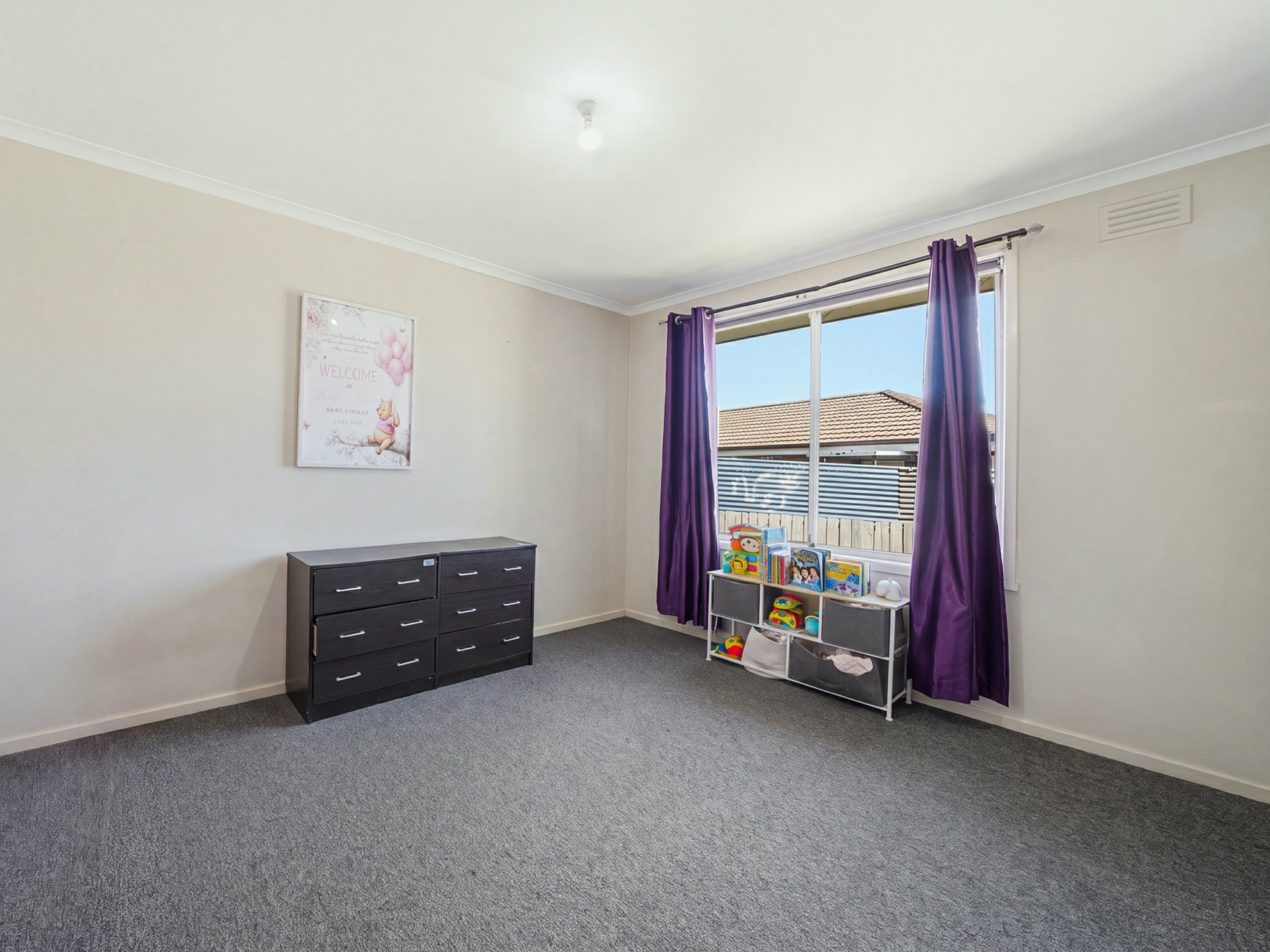 9 Bradman Street — photo 6 of 7