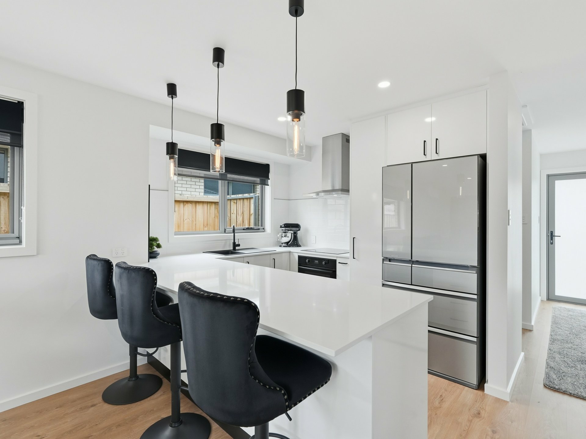 5 / 75 Mahoney Drive — photo 3 of 21