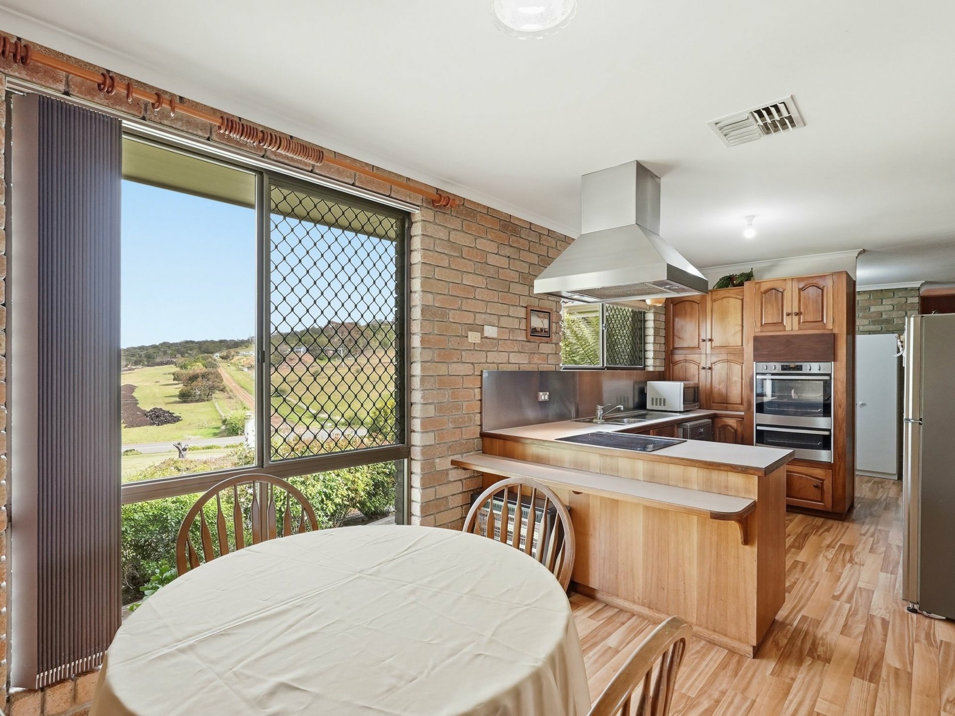 64 Elderslie Road — photo 12 of 30