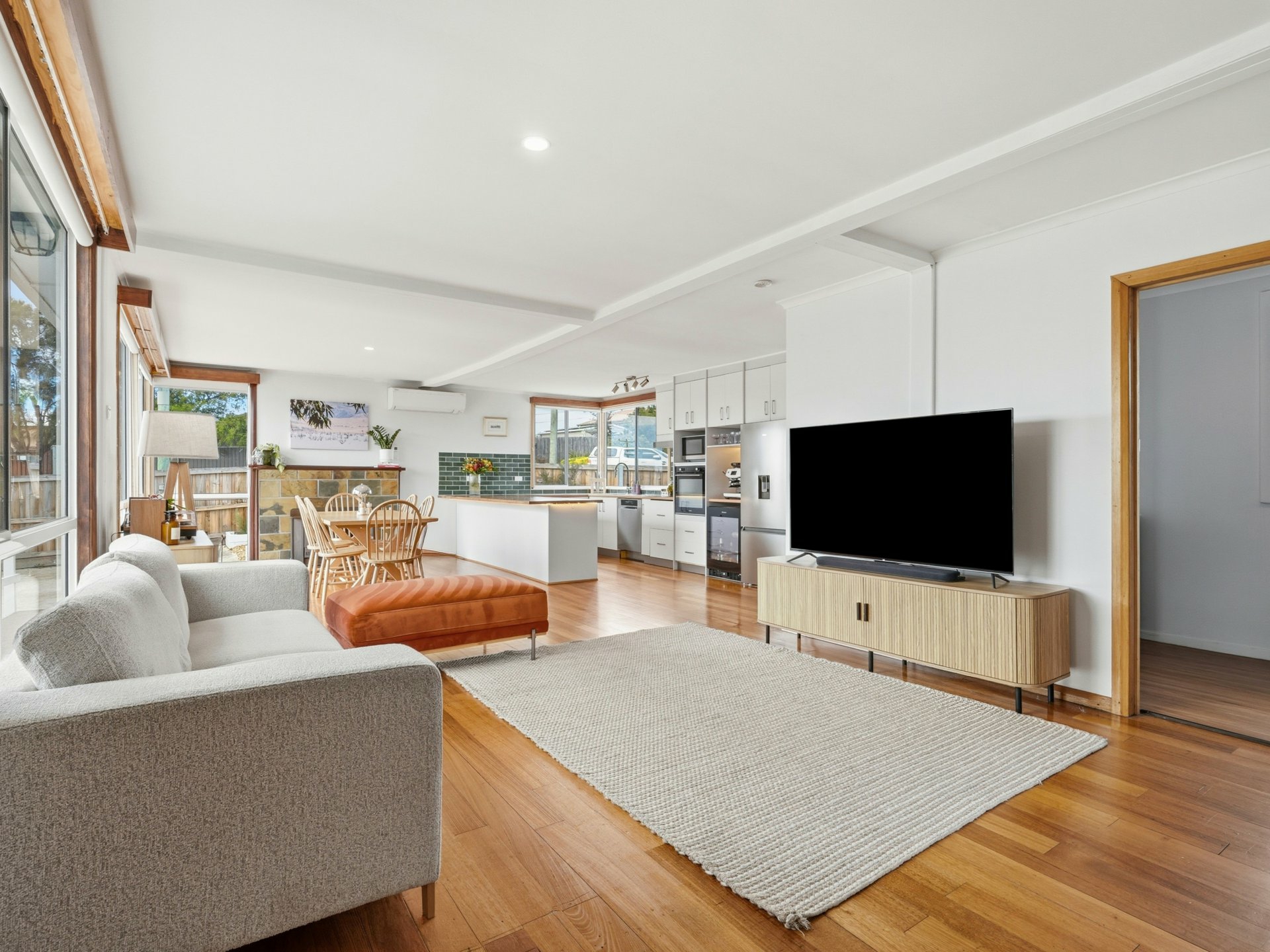 7 Reynolds Road — photo 3 of 30