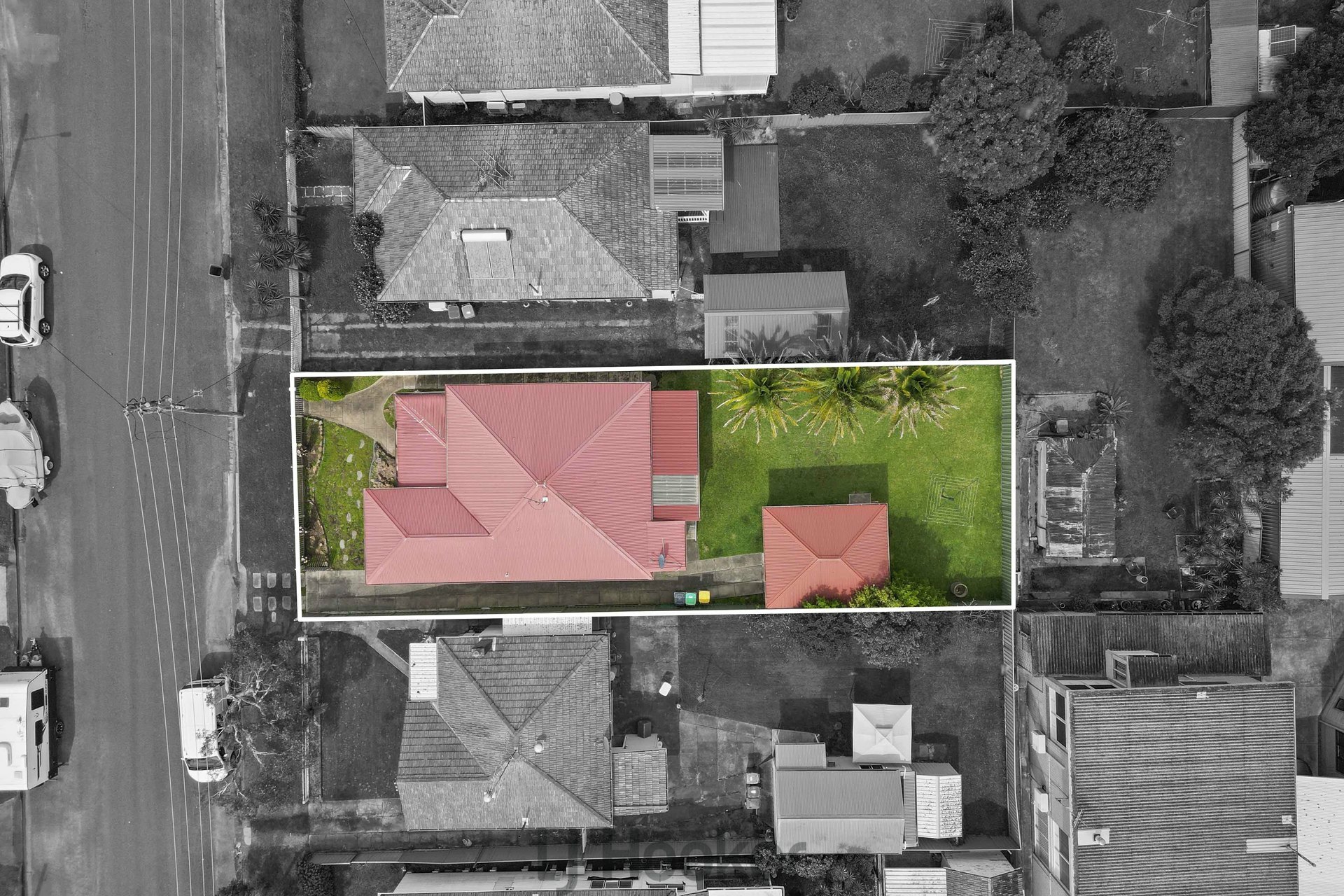 8 Marks Street — photo 2 of 25