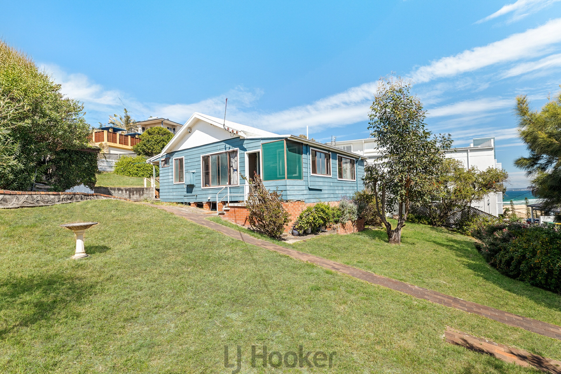4 Ebsworth Street — photo 4 of 11