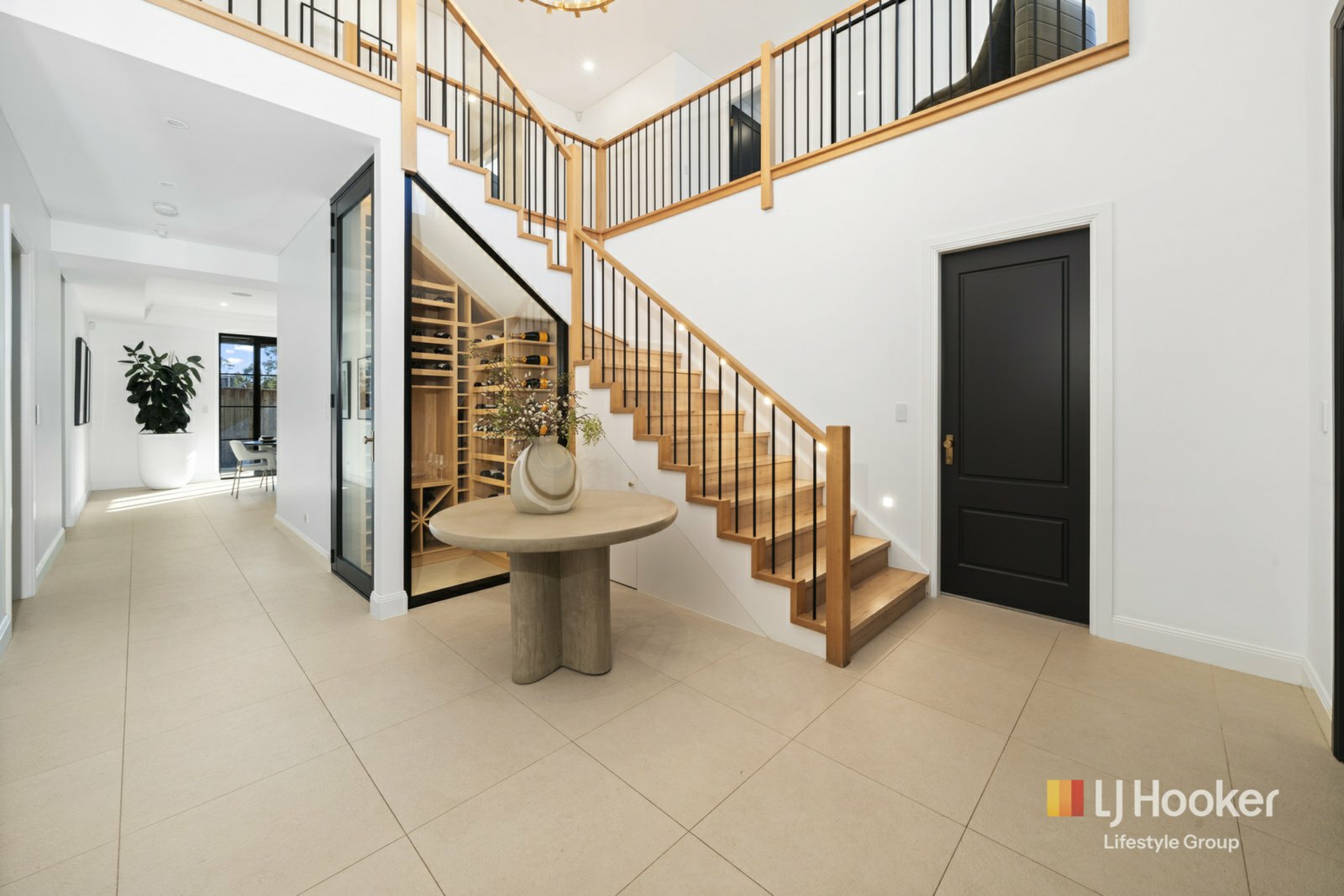 13 Silvester Way — photo 2 of 30