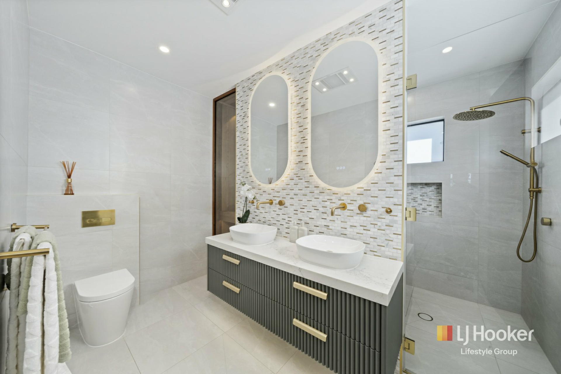 13 Silvester Way — photo 11 of 30