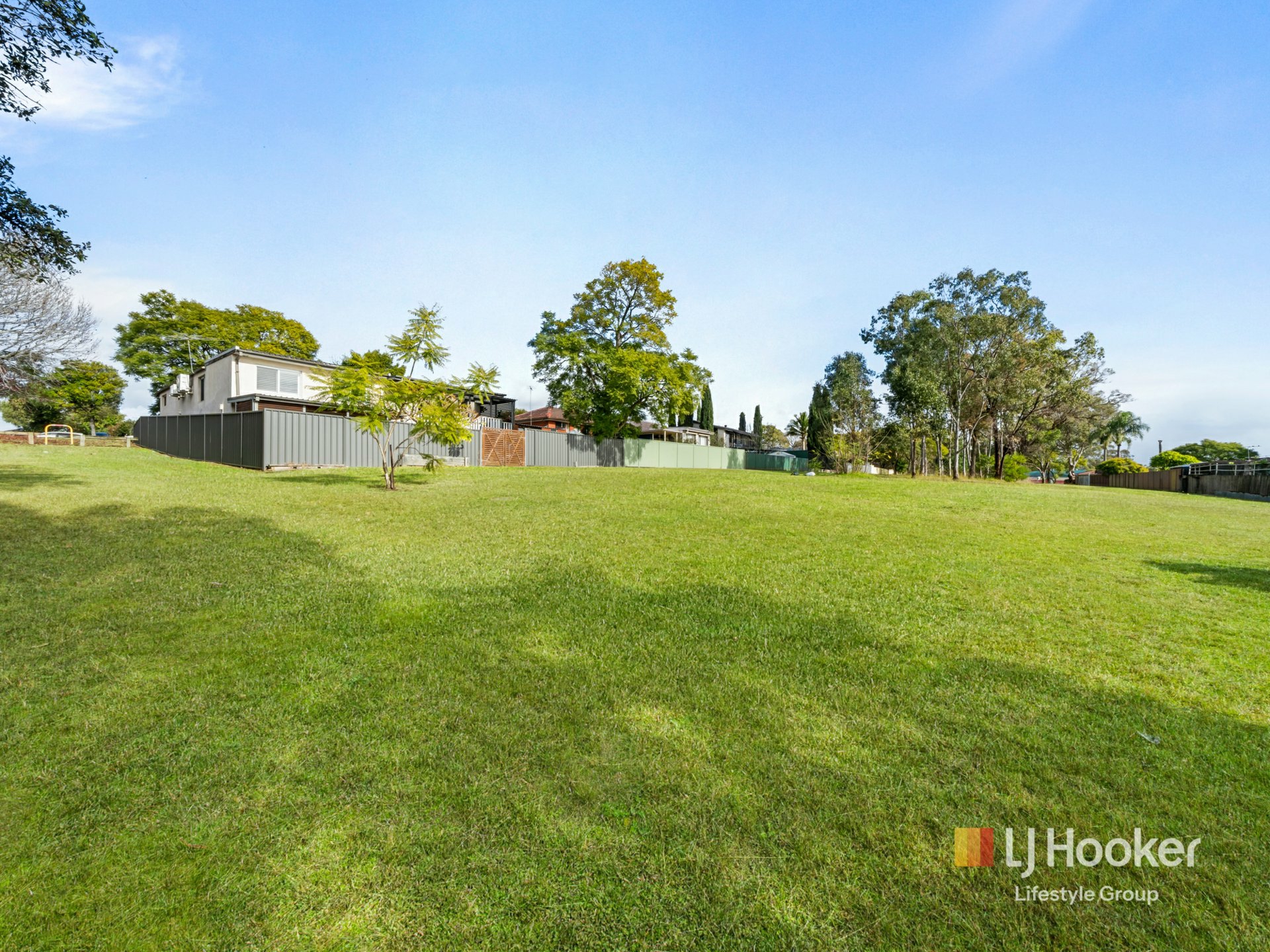 16 Kembla Crescent — photo 18 of 24