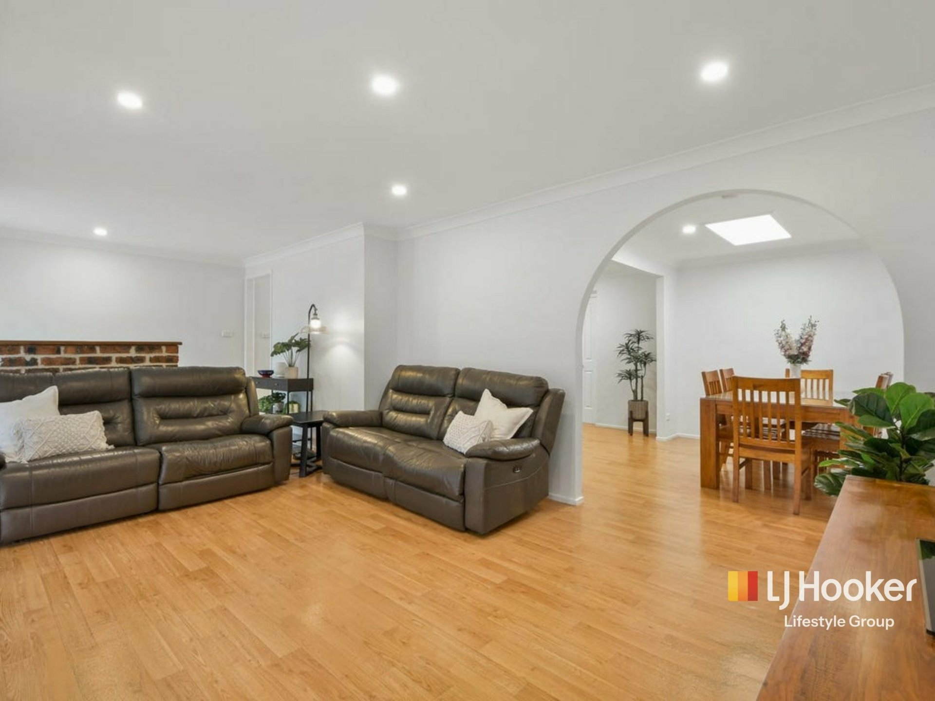 38 Silverdale Road — photo 4 of 18