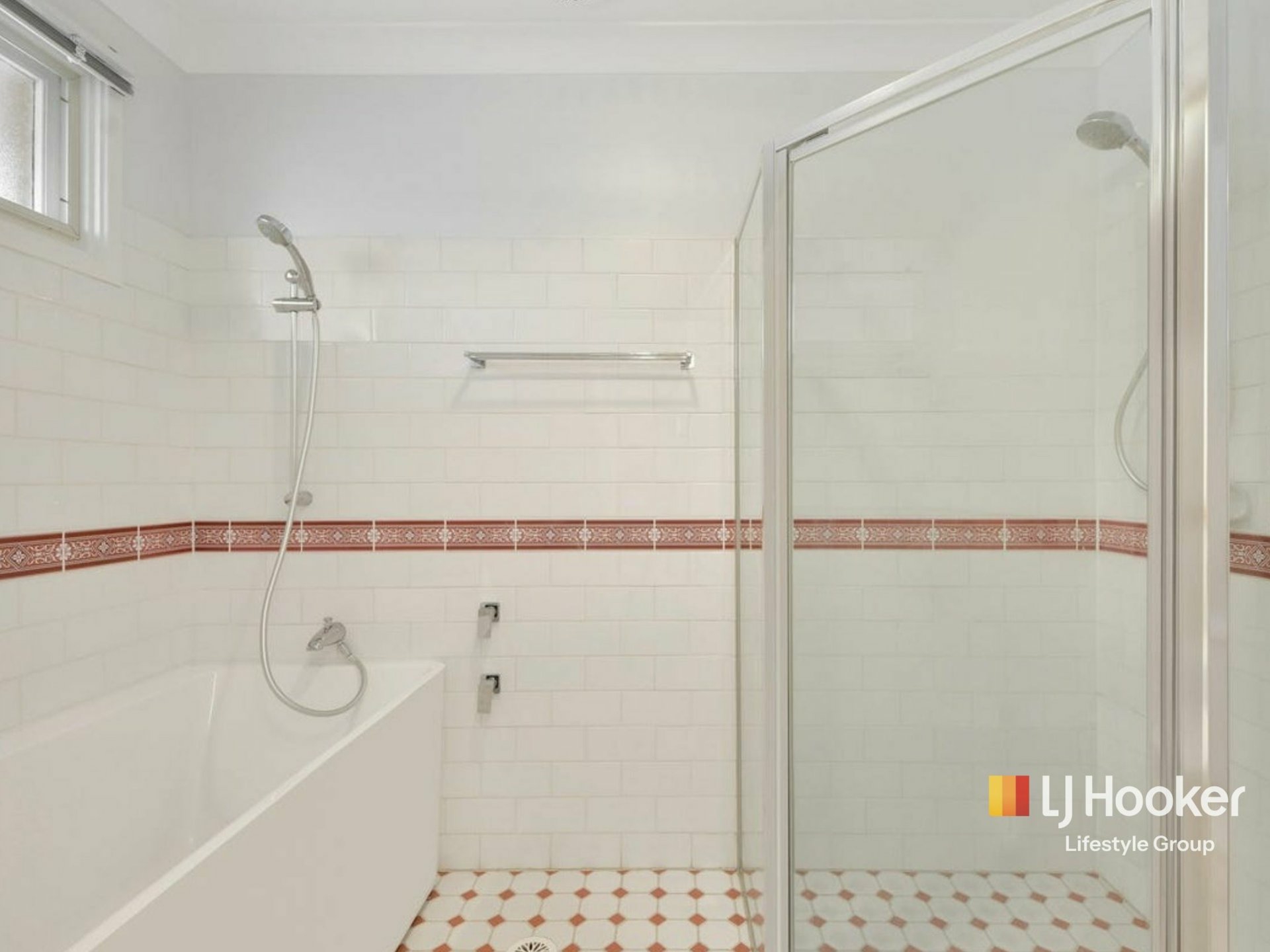 38 Silverdale Road — photo 11 of 18