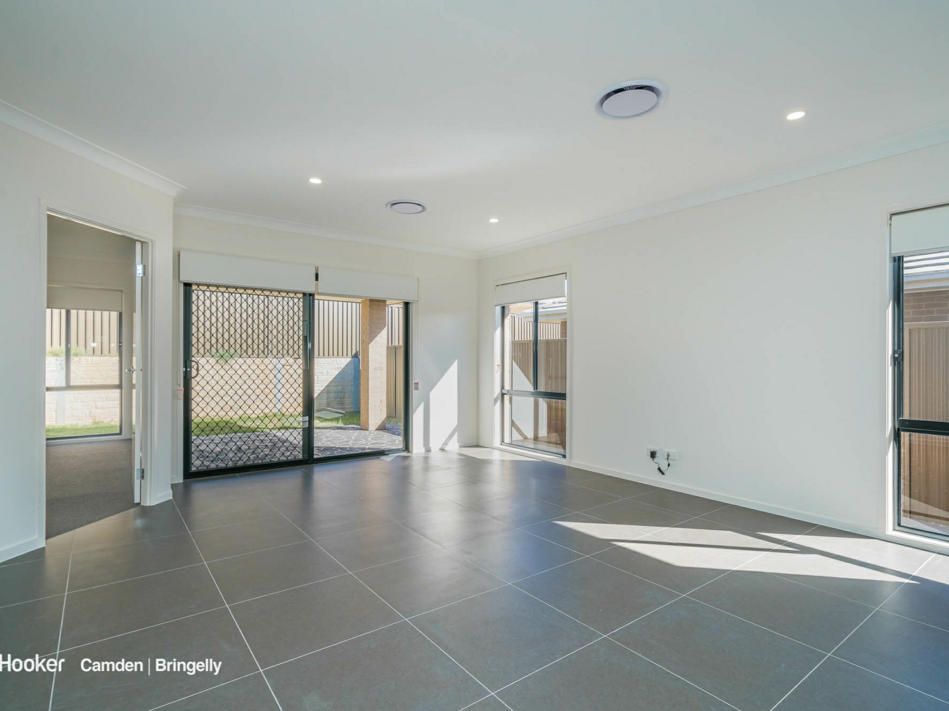 9 Willunga Street — photo 2 of 6