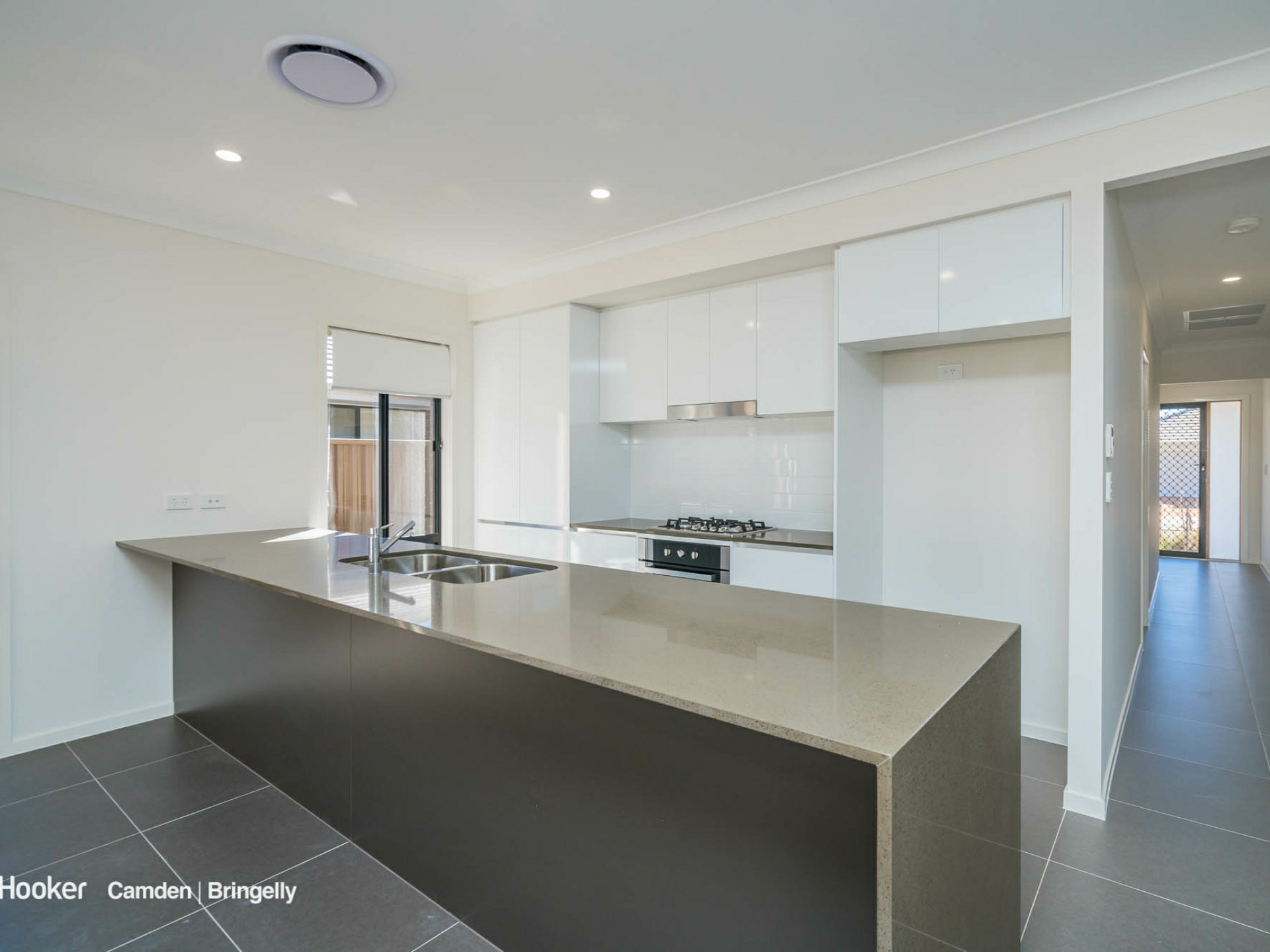 9 Willunga Street — photo 3 of 6