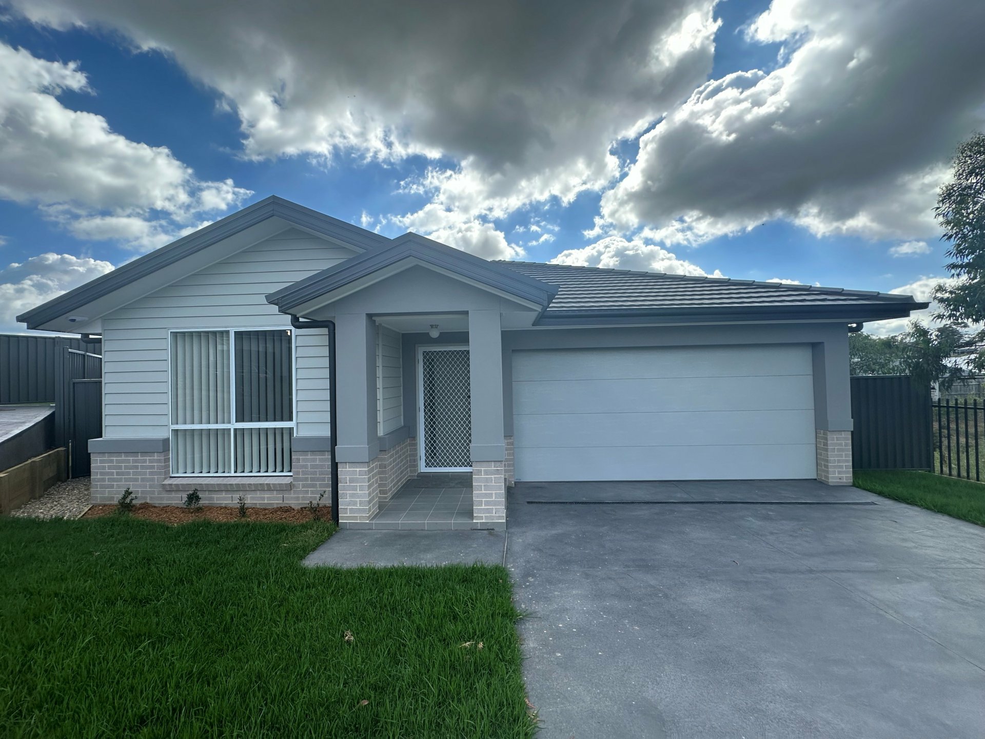 8 Agnes Place — photo from LJ Hooker Camden